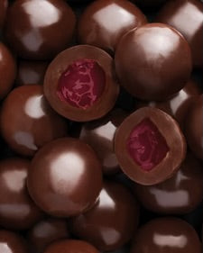 CUORE DI LATTA LEONE CON PRALINE DI CIOCCOLATO