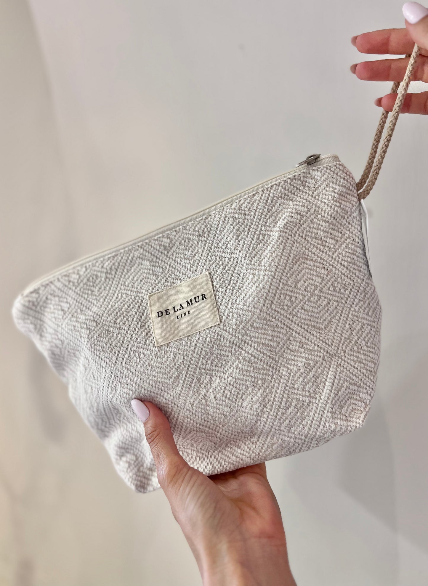 BEAUTY BAG IN TESSUTO JACQUARD “ROCA”
