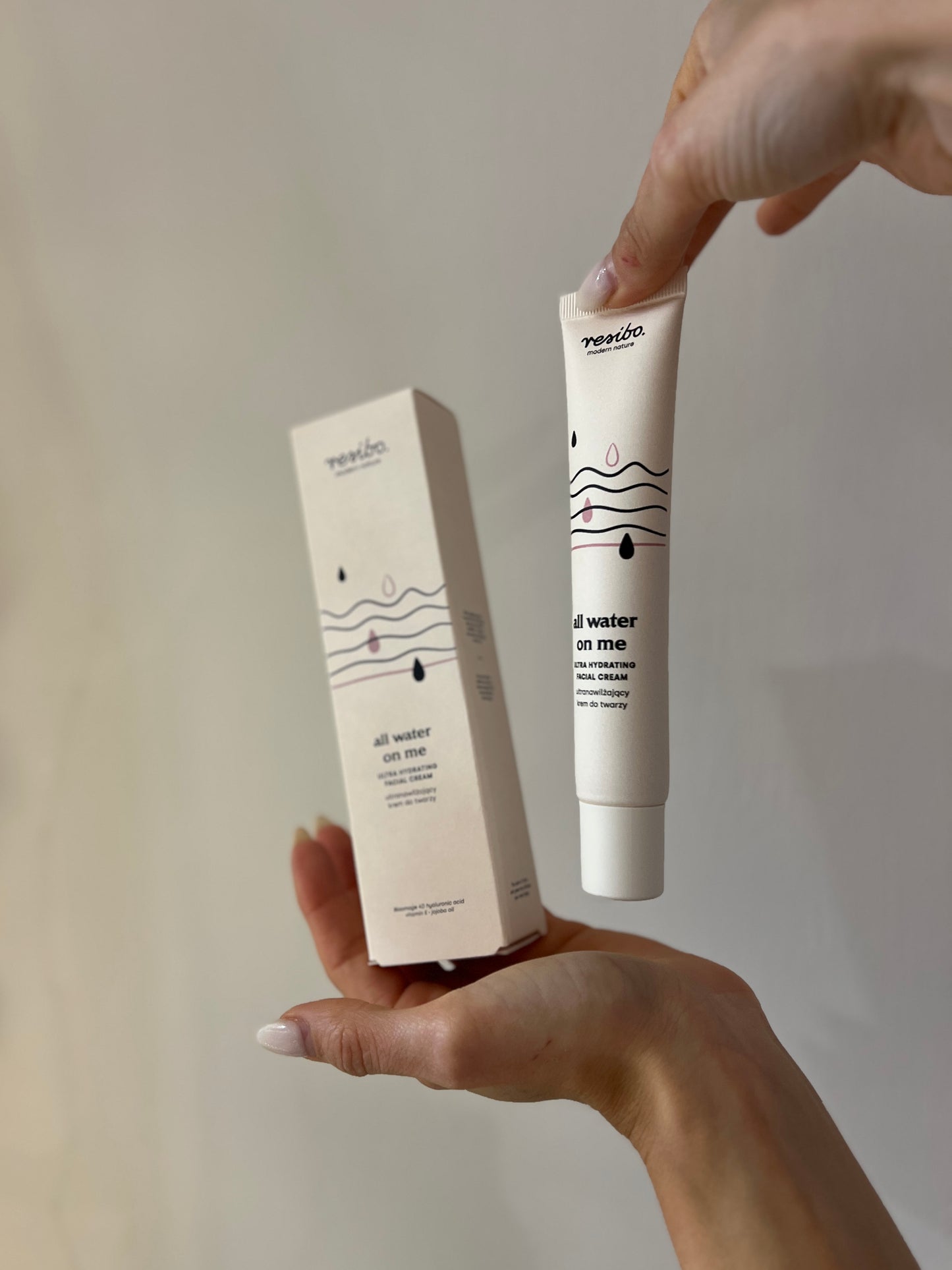 CREMA VISO SUPER IDRATANTE “ALL WATER ON ME”