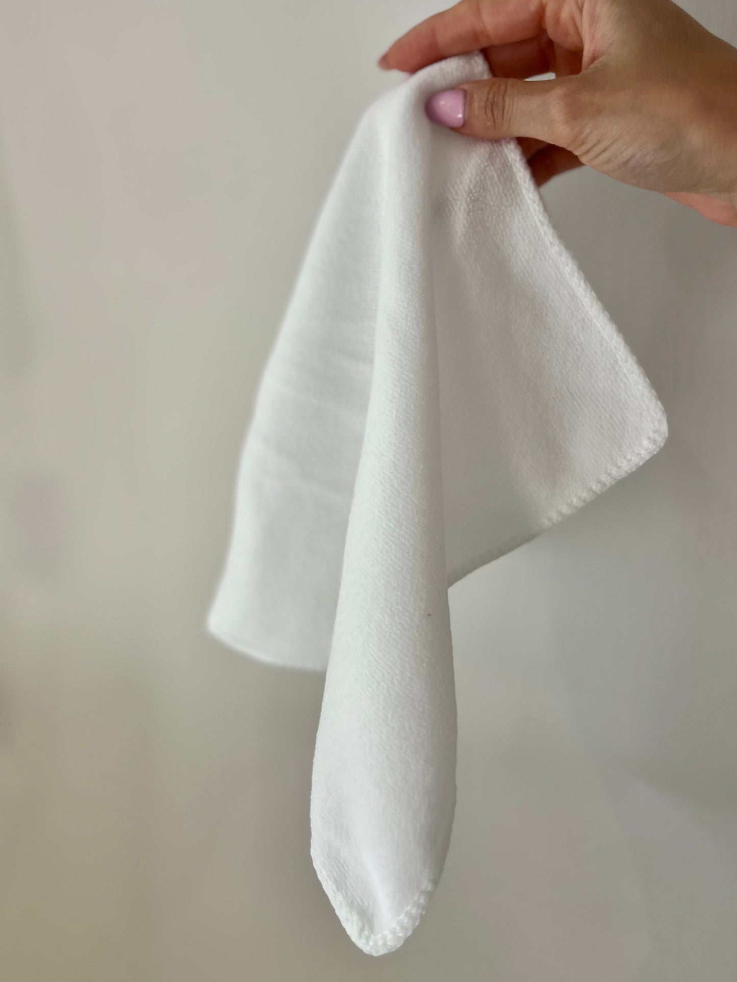 PANNETTO MORBIDO IN MICROFIBRA PER IL VISO