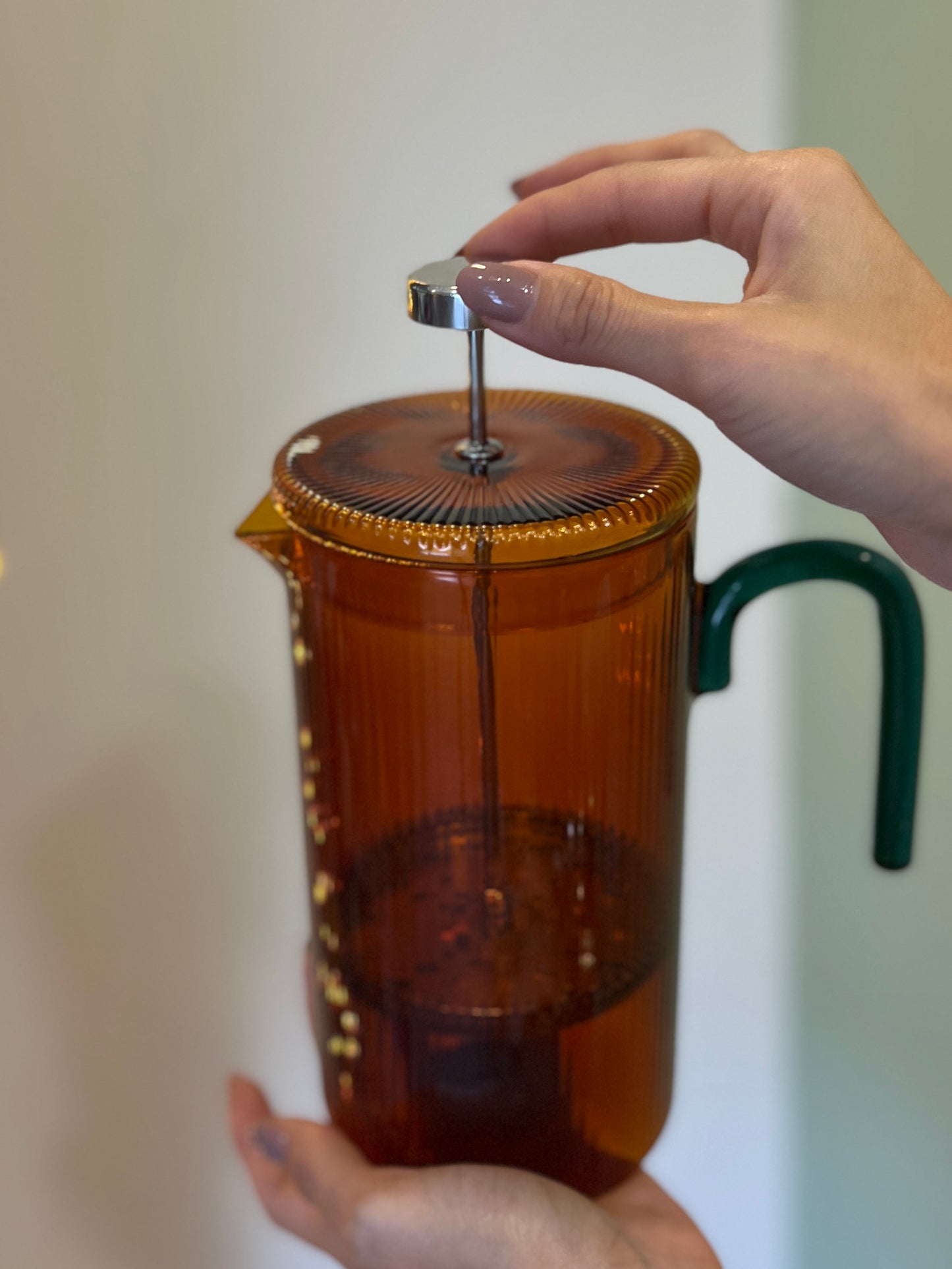 INFUSIERA/CAFFETTIERA A STANTUFFO IN VETRO ARANCIO E VERDE