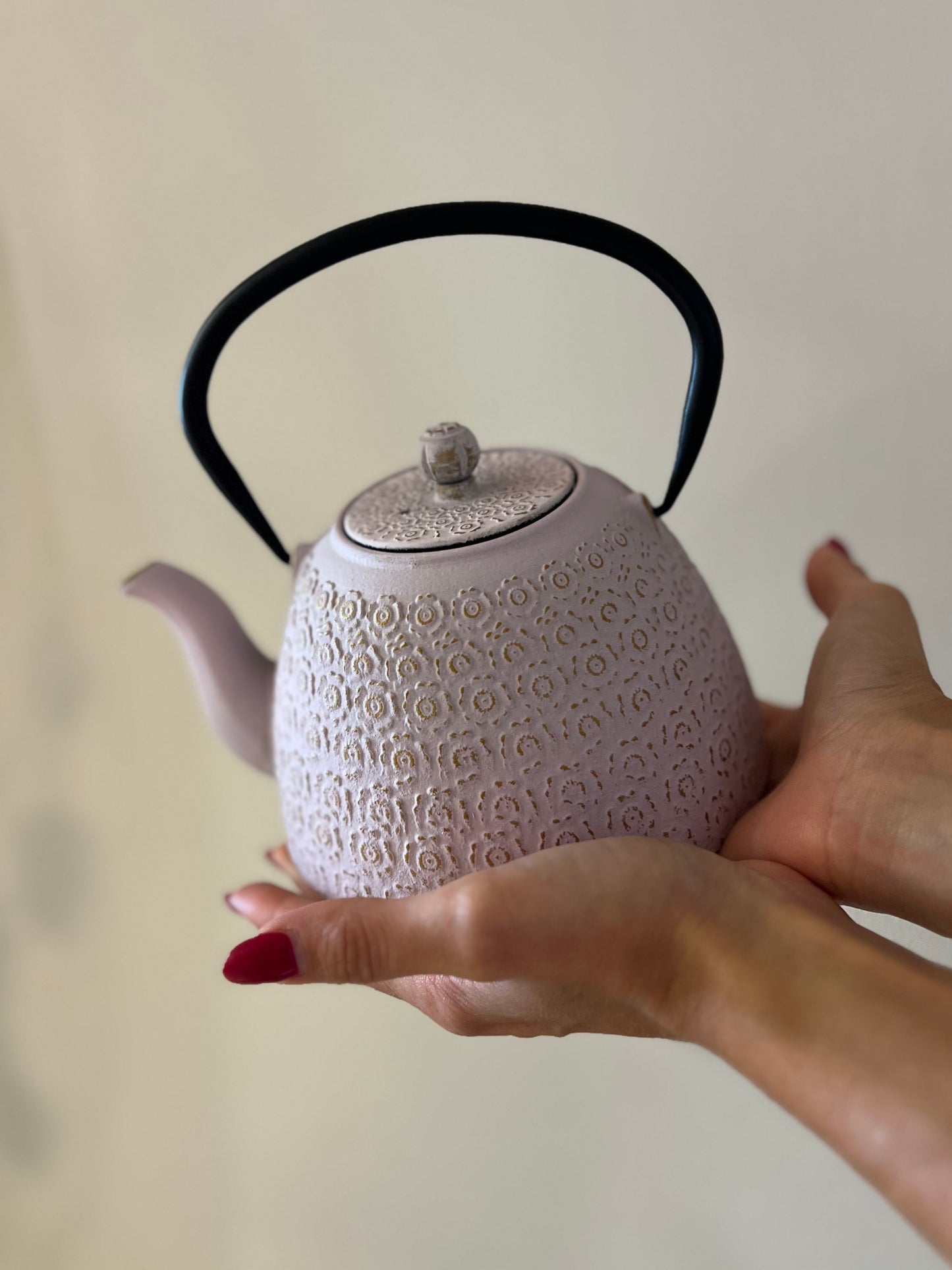 TEIERA IN GHISA SAKURA ROSA 1000ml