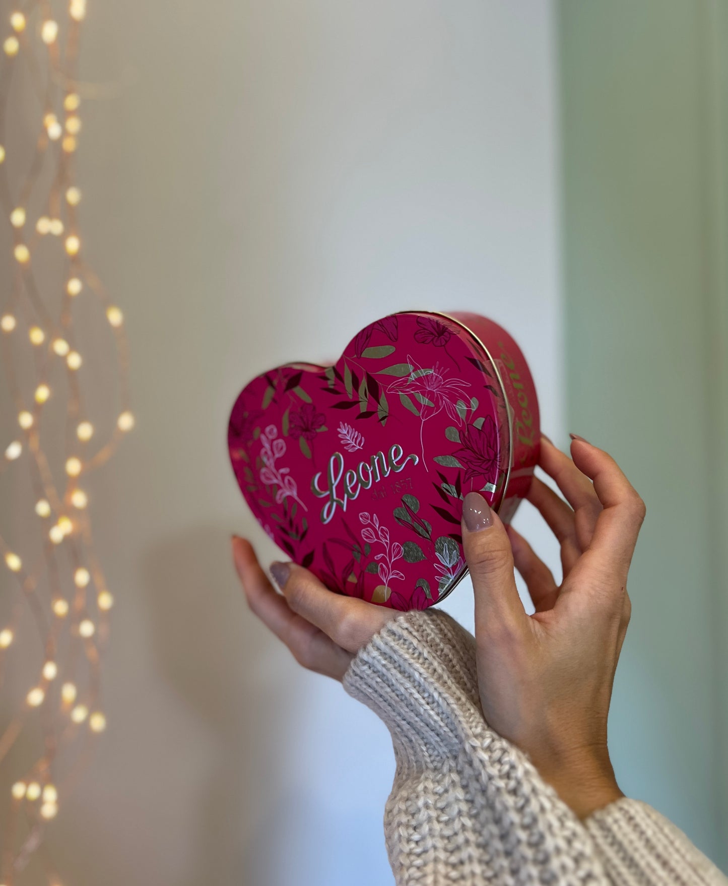 CUORE DI LATTA LEONE CON PRALINE DI CIOCCOLATO