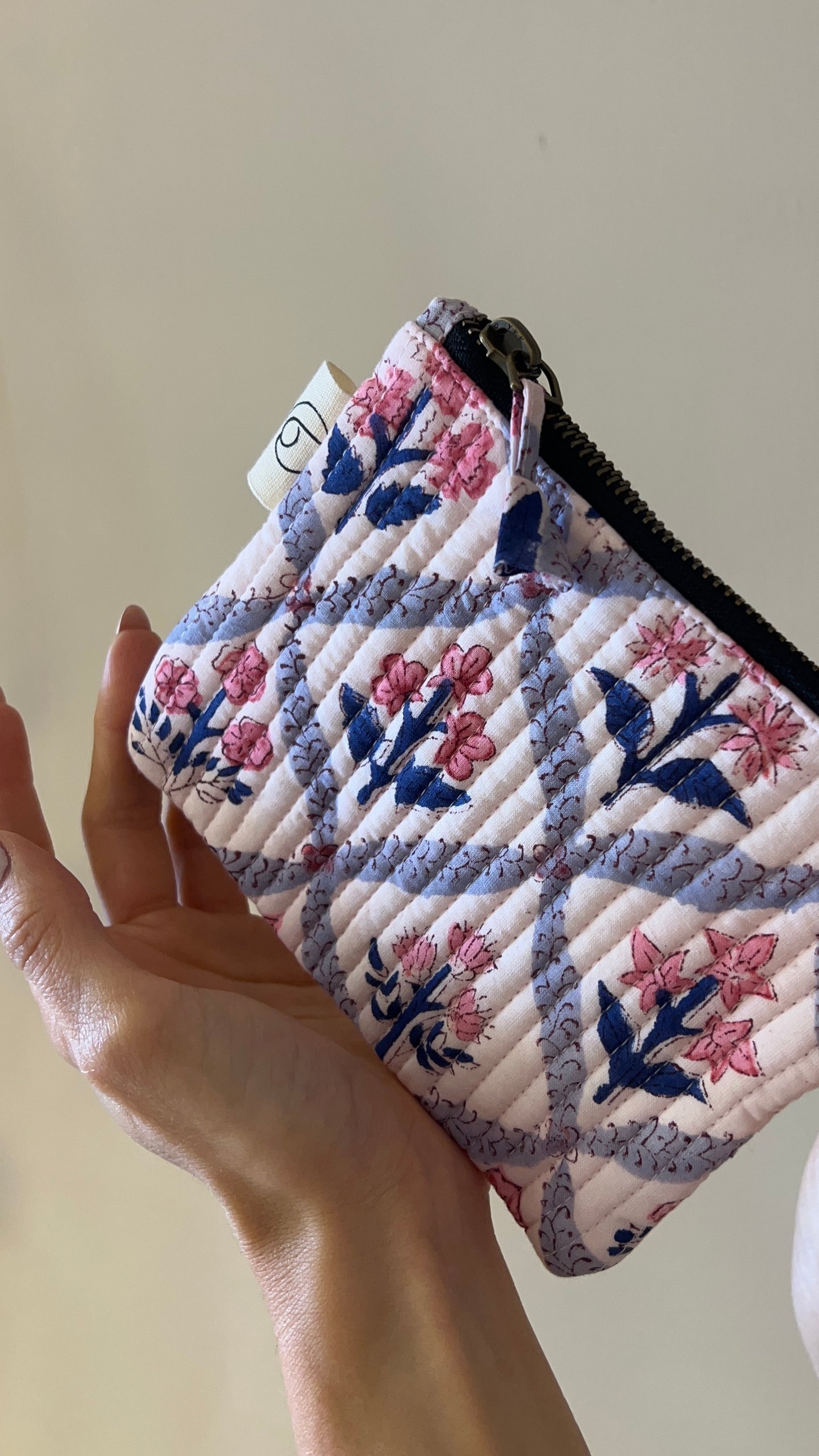 POCHETTE EN COTON “WHITE BLUE”