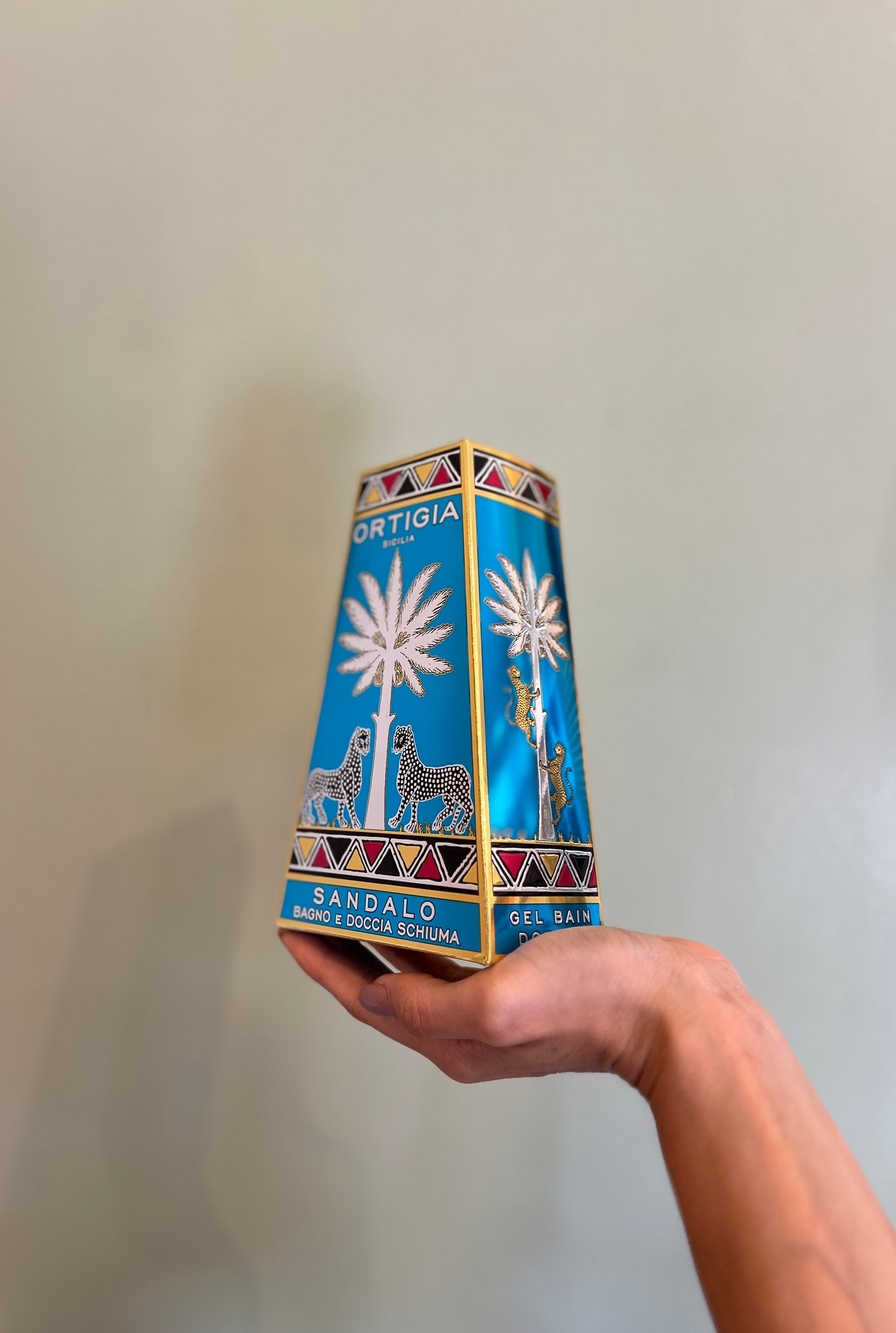 BAGNO SCHIUMA AL SANDALO 250 ml CON SCATOLA