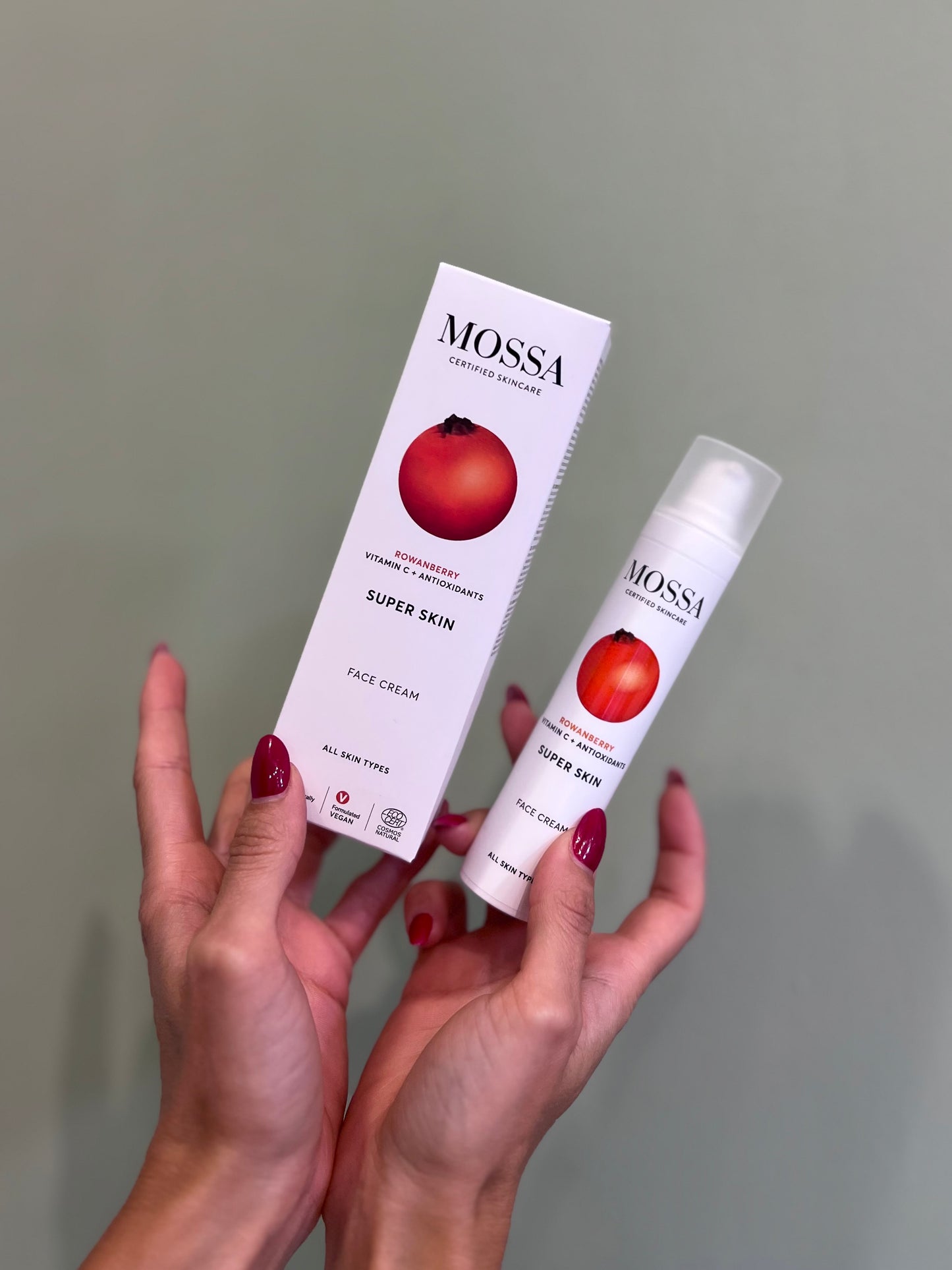 SUPER SKIN CREMA VISO ANTIOSSIDANTE CON VITAMINA C