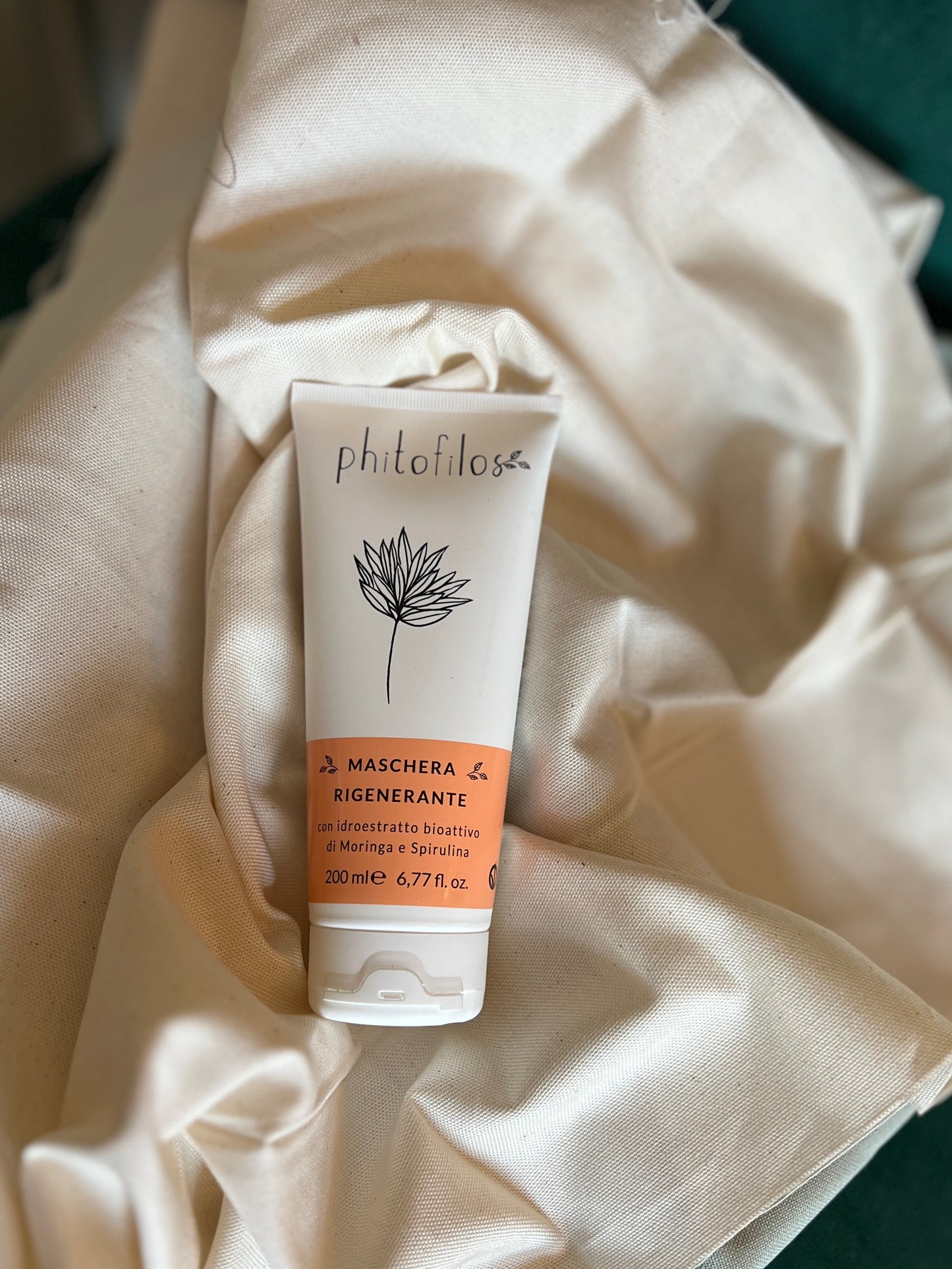 MASCHERA RIGENERANTE - CON IDROESTRATTO BIOATTIVO DI MORINGA E SPIRULINA