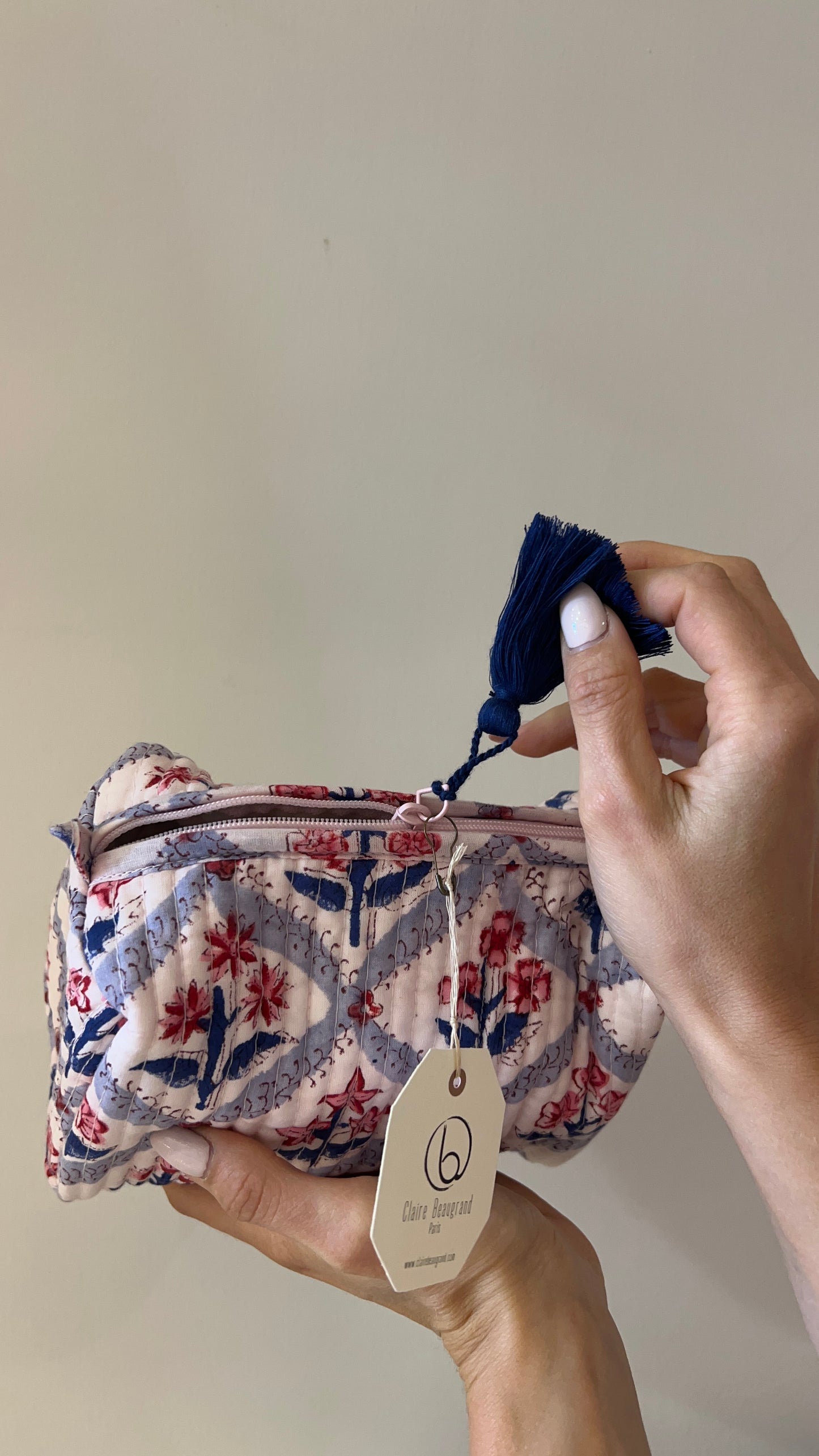 TROUSSE DE TOILETTE EN COTON - “WHITE BLUE”