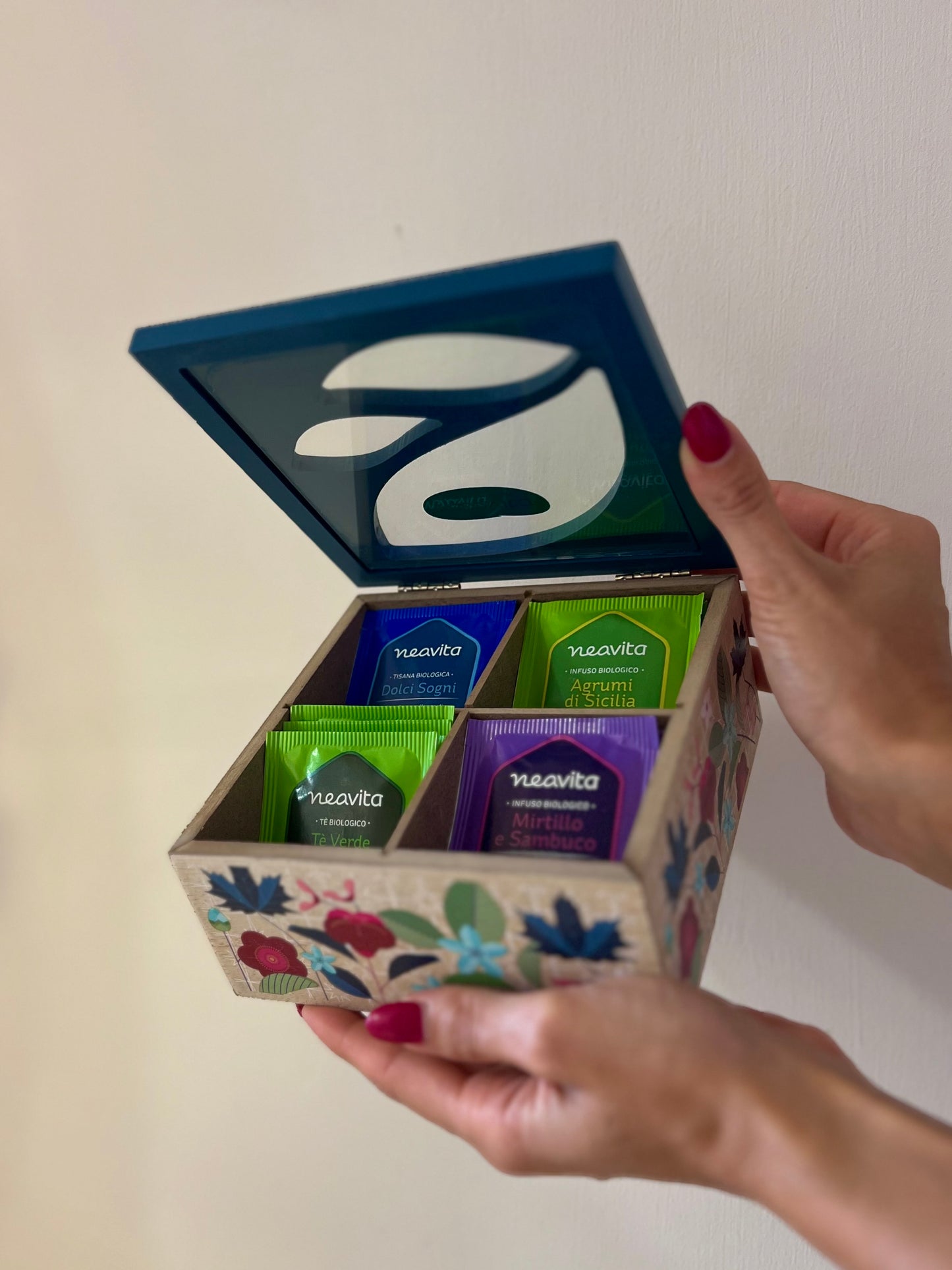 COFANETTO IN LEGNO 4 SCOMPARTI, 20 INFUSI-BLU