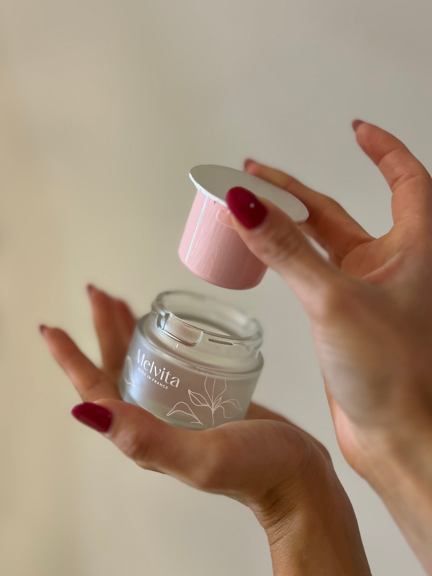 CREMA VISO RIMPOLPANTE "SOURCE DE ROSES"