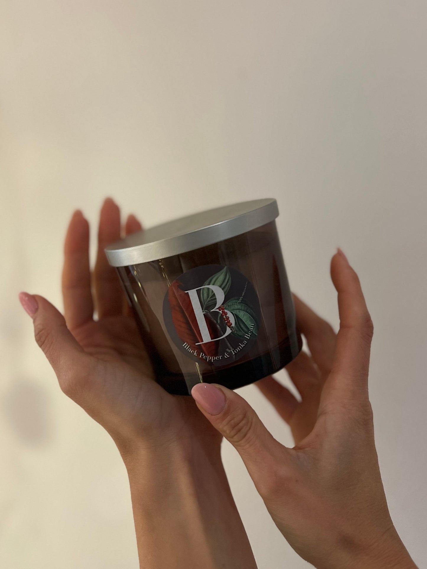 CANDELA BLACK PEPPER & TONKA BEAN