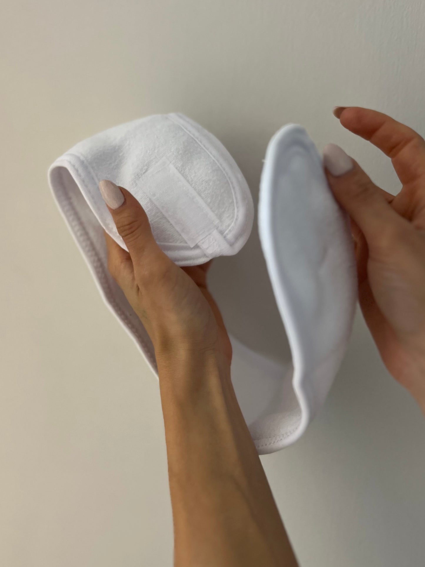 FASCIA PER CAPELLI IN TESSUTO MORBIDO REGOLABILE