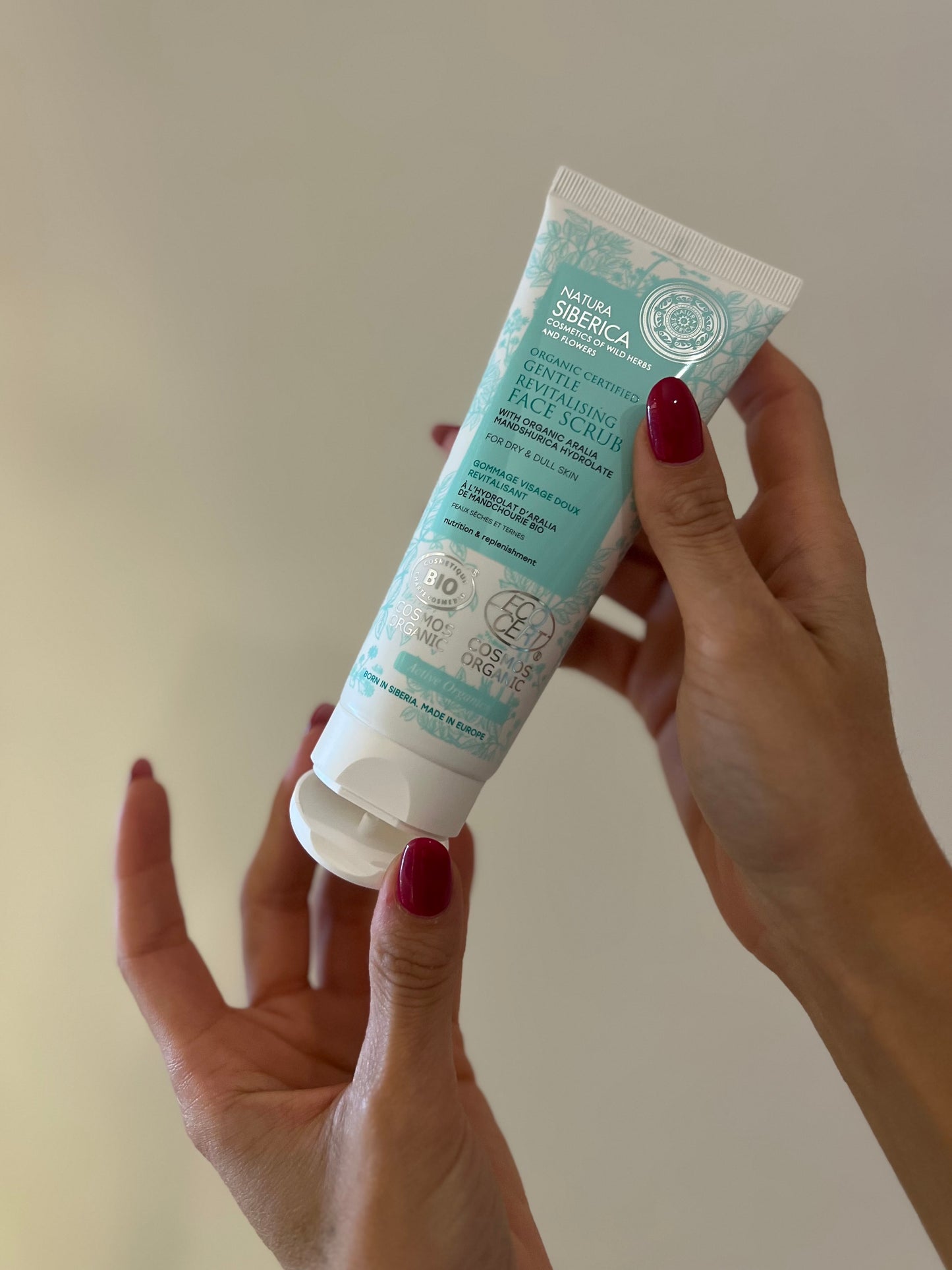 SCRUB VISO DELICATO RIGENERANTE