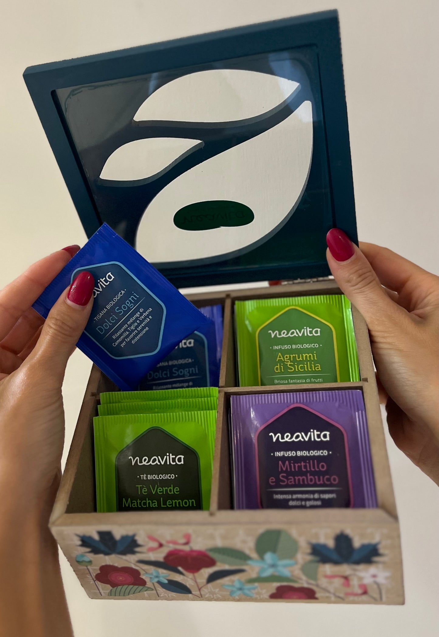 COFANETTO IN LEGNO 4 SCOMPARTI, 20 INFUSI-BLU