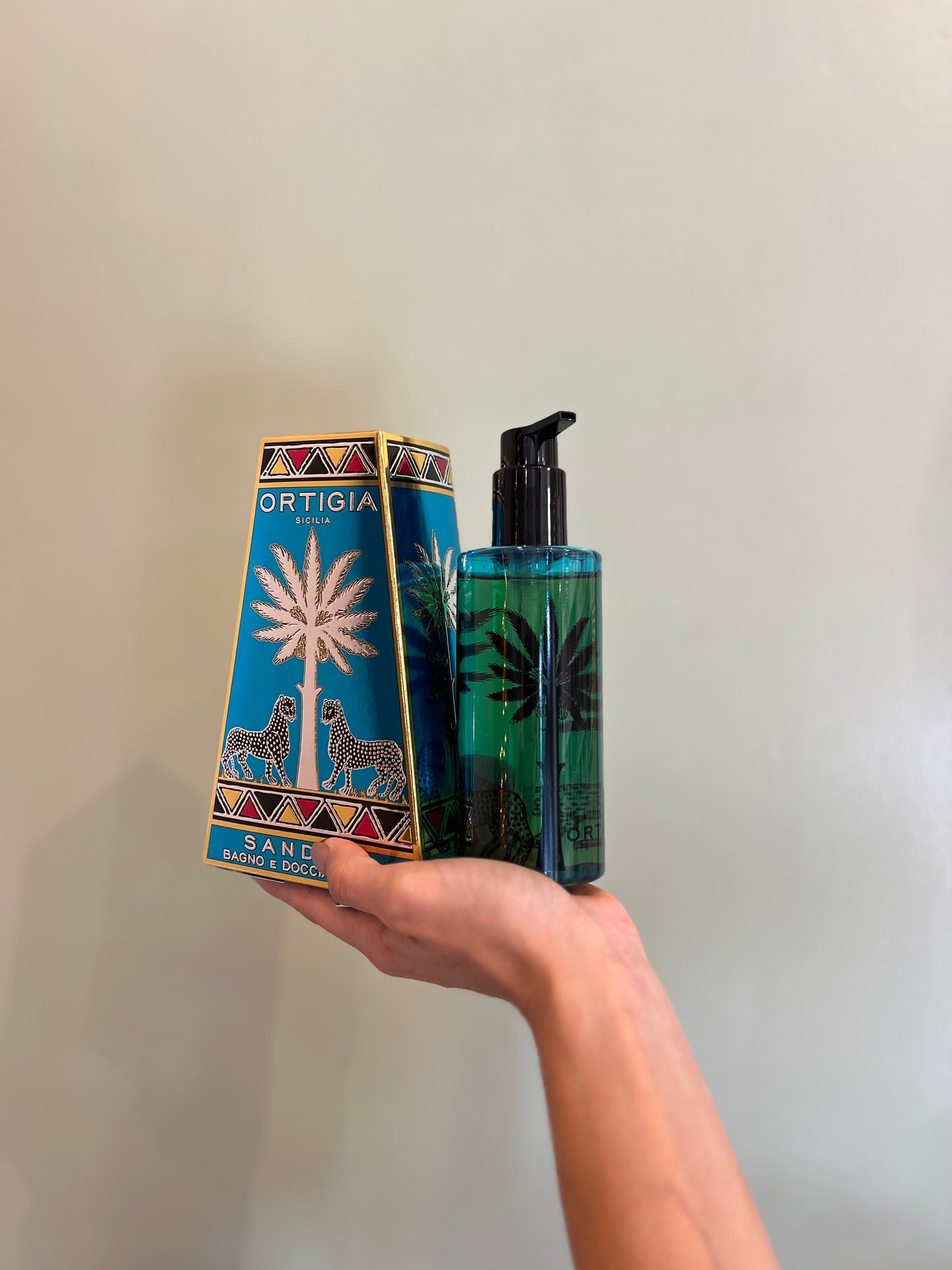 BAGNO SCHIUMA AL SANDALO 250 ml CON SCATOLA