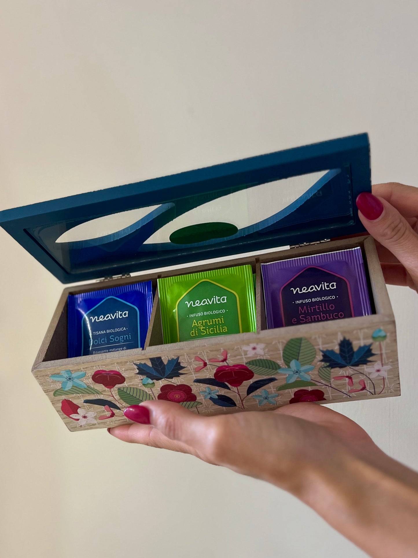 COFANETTO IN LEGNO 3 SCOMPARTI, 15 INFUSI-BLU