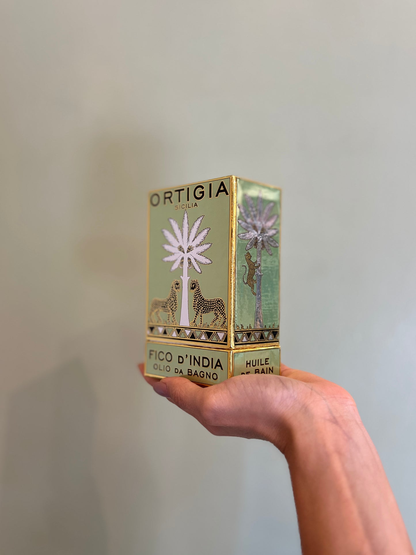 OLIO CORPO PROFUMATO FICO D’INDIA CONFEZIONE IN VETRO CON SCATOLA