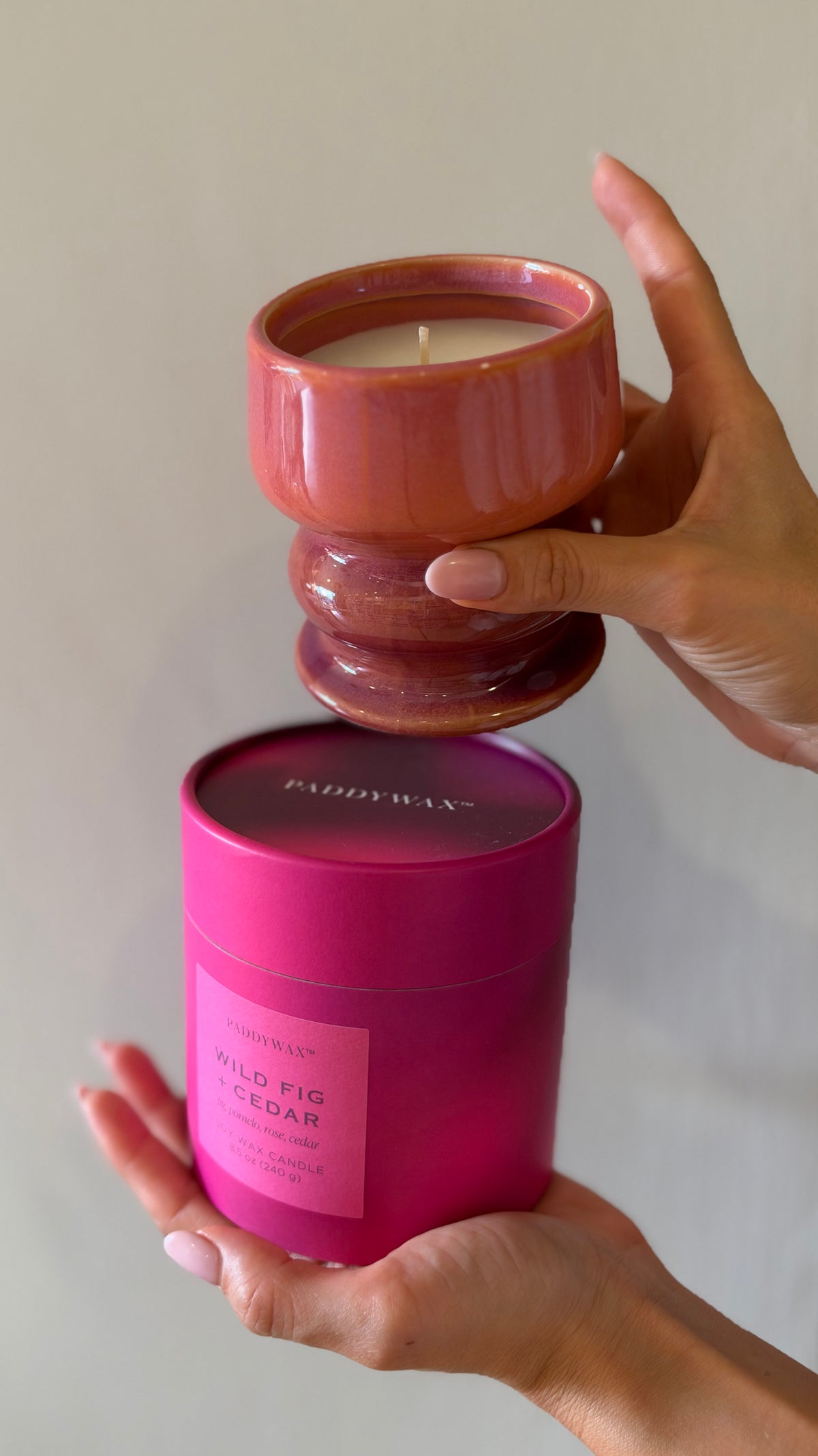 CERAMIC CANDLE PURPLE PINK, Wild Fig & Cedar
