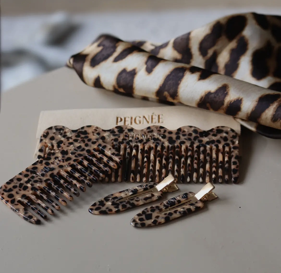 PETTINE DA VIAGGIO FIRMATO PEIGNÉE - LÉOPARD