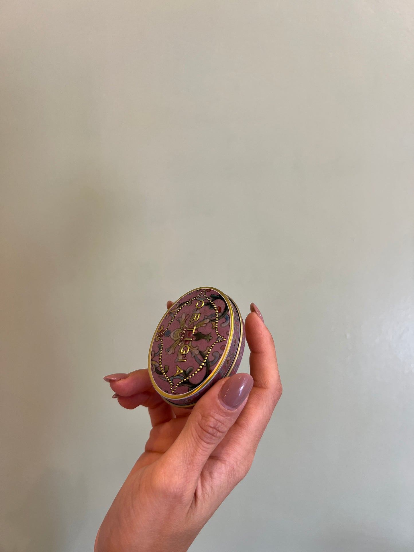 SAPONE ARAGONA CON SCATOLINA DI LATTA 25 gr