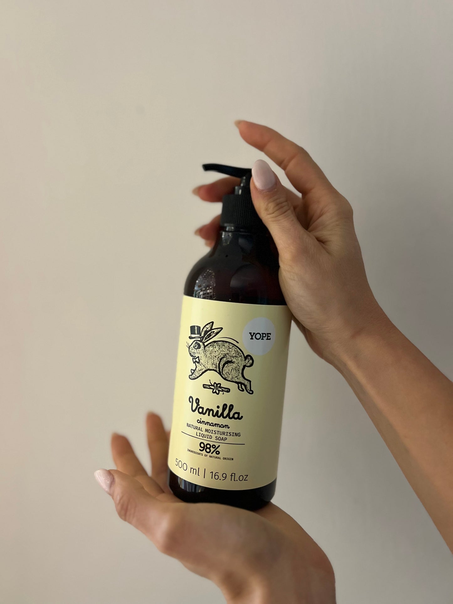 SAPONE LIQUIDO MANI e CORPO, VANILLA E CINNAMON 500ML