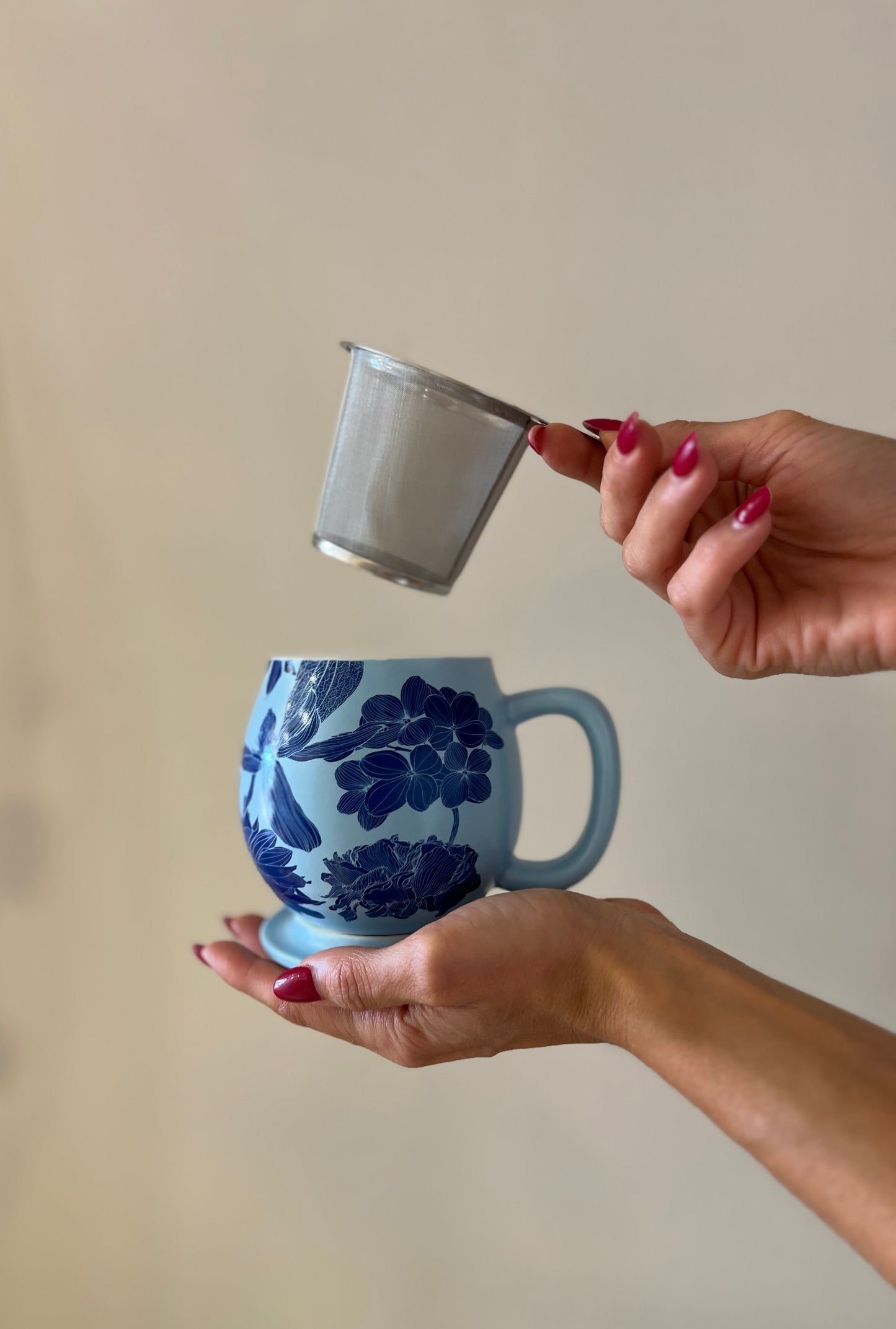 TISANIERA IN PORCELLANA Chelsea Celeste pastello