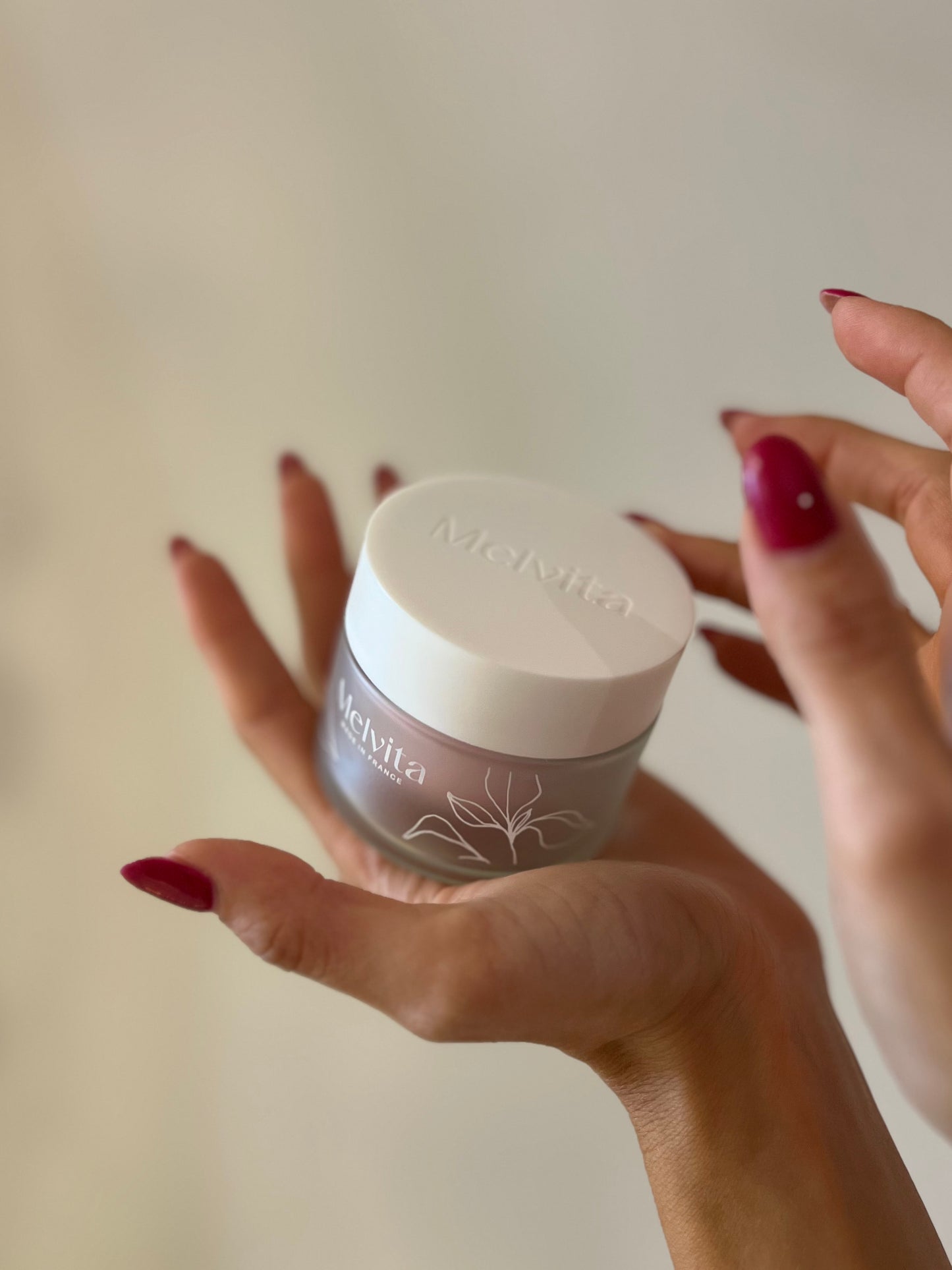 CREMA VISO RIMPOLPANTE "SOURCE DE ROSES"