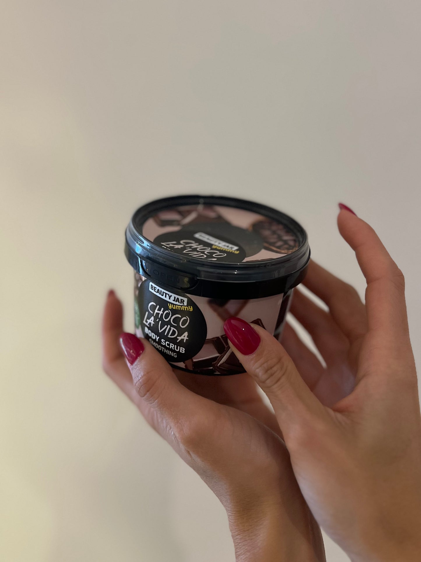 SCRUB CORPO LEVIGANTE, CACAO E OLIO DI COCCO