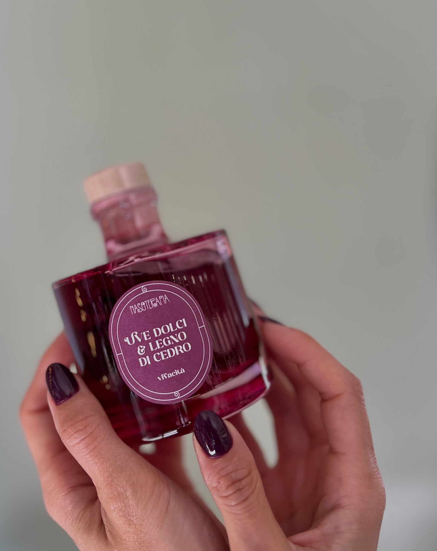 DIFFUSORE D’AMBIENTE IN VETRO- UVE DOLCI & LEGNO DI CEDRO