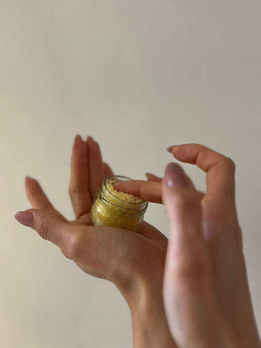 LIP SCRUB JUICY MANGO