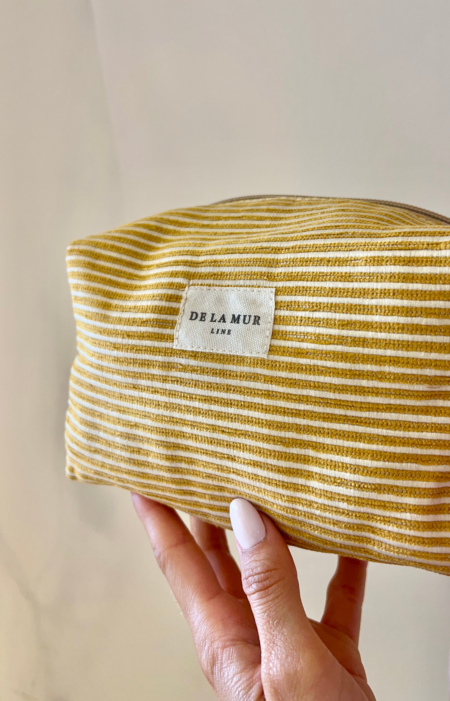 TROUSSE IN TESSUTO SPESSO CON VELLUTO A RIGHE “ACEL”