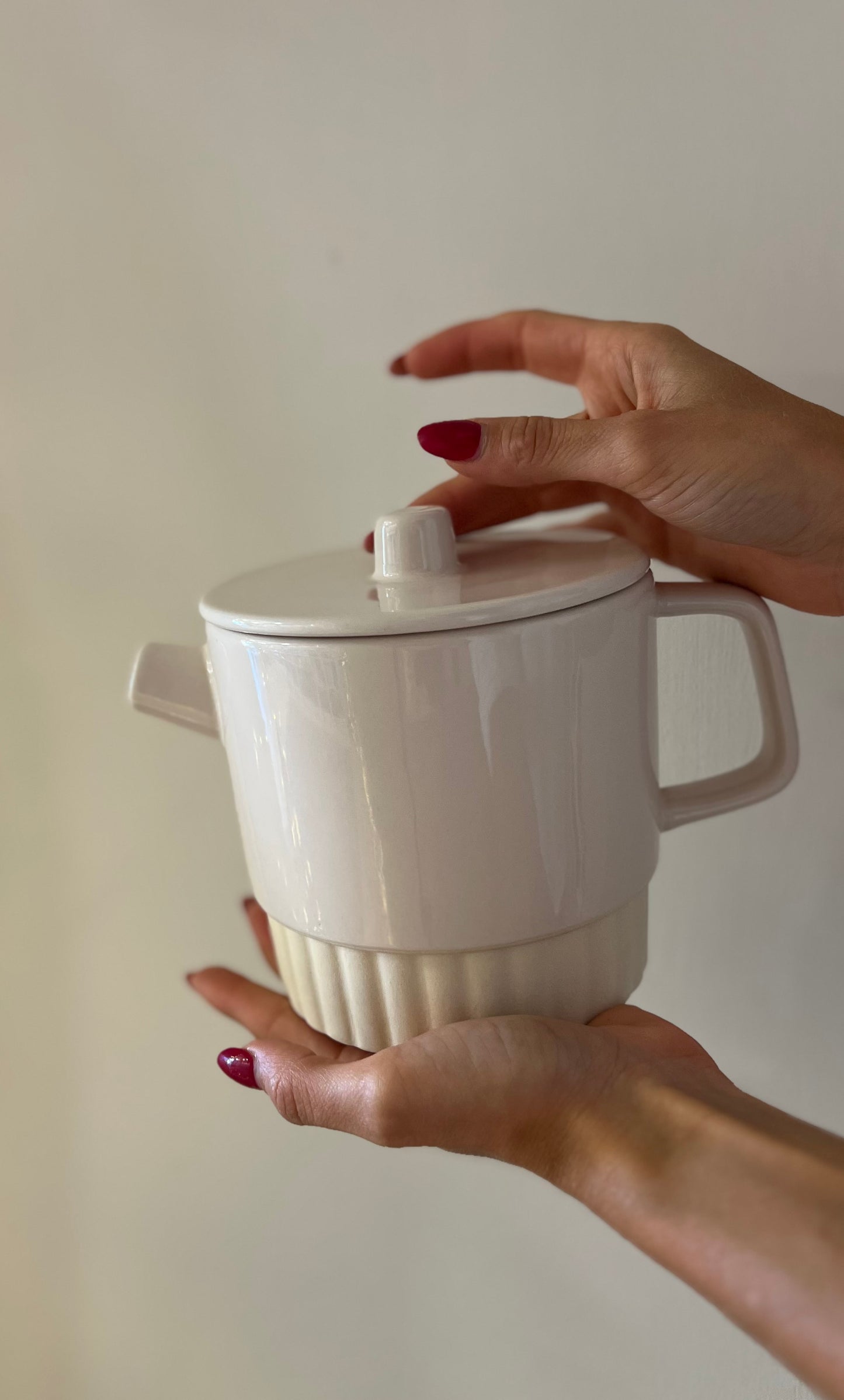 TEIERA IN CERAMICA LUCIDA 1 LT