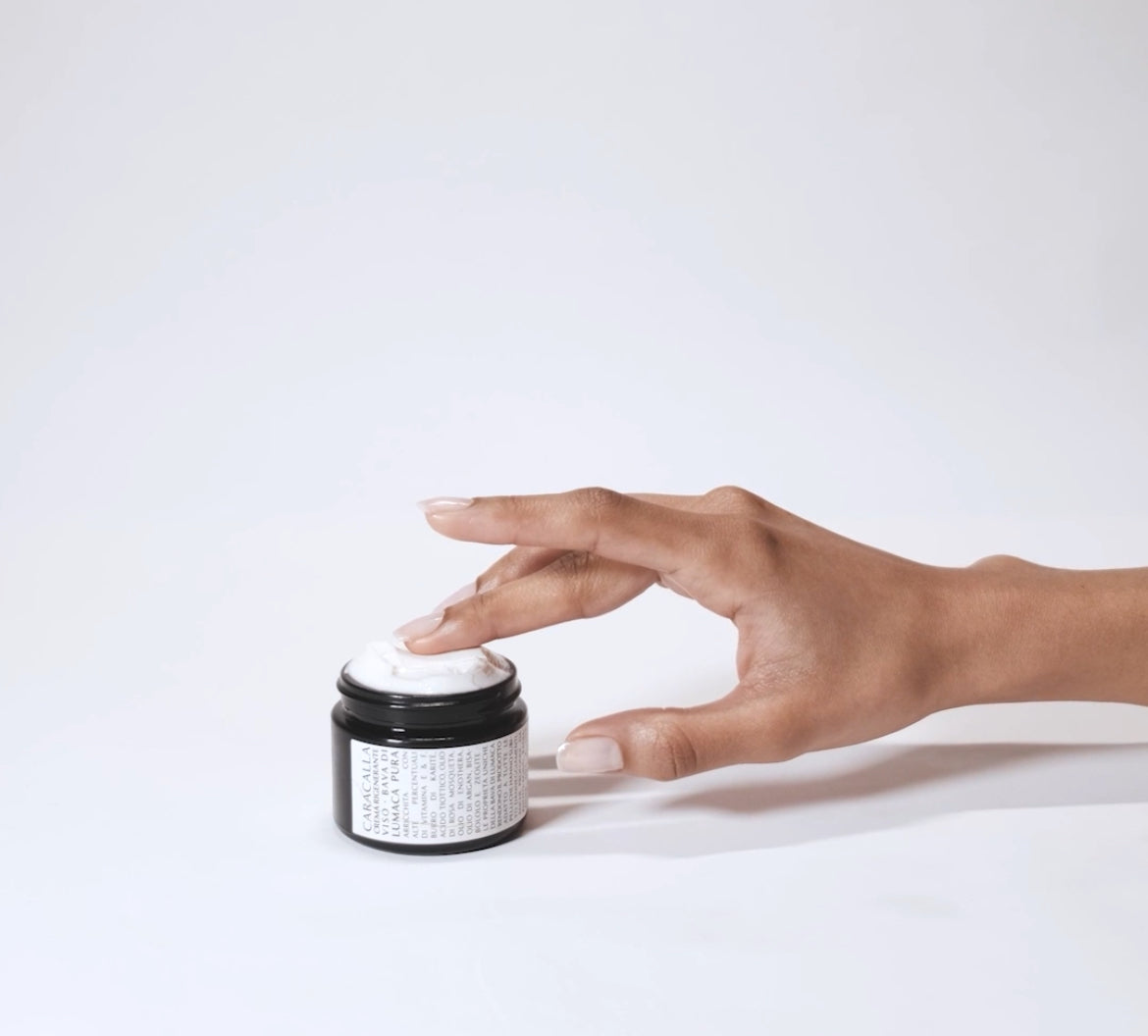 CREMA SCHERMO DEPIGMENTANTE VISO, COLLO, DÉCOLLETÉ SPF 50