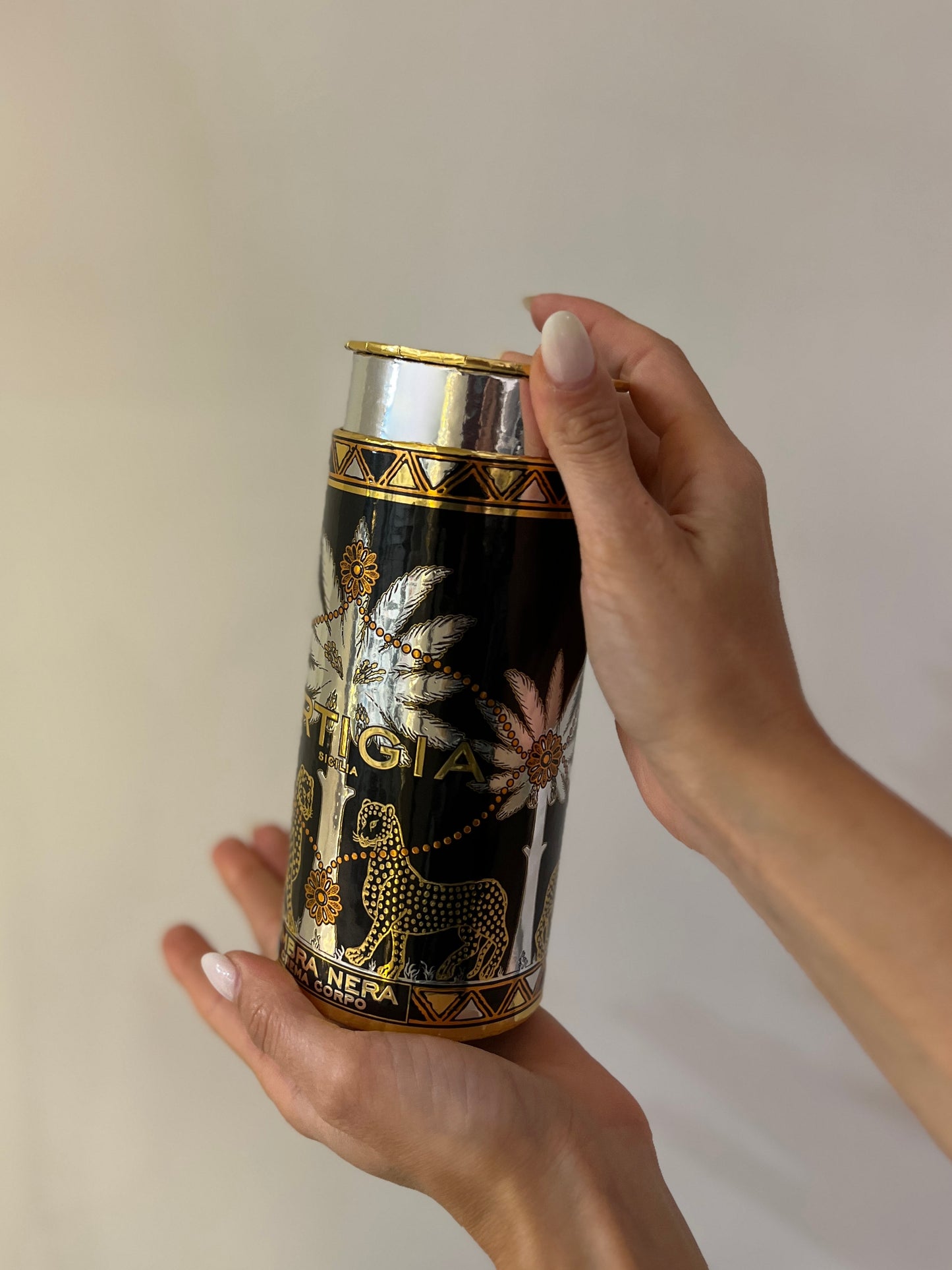 CREMA CORPO AMBRA NERA 300ML