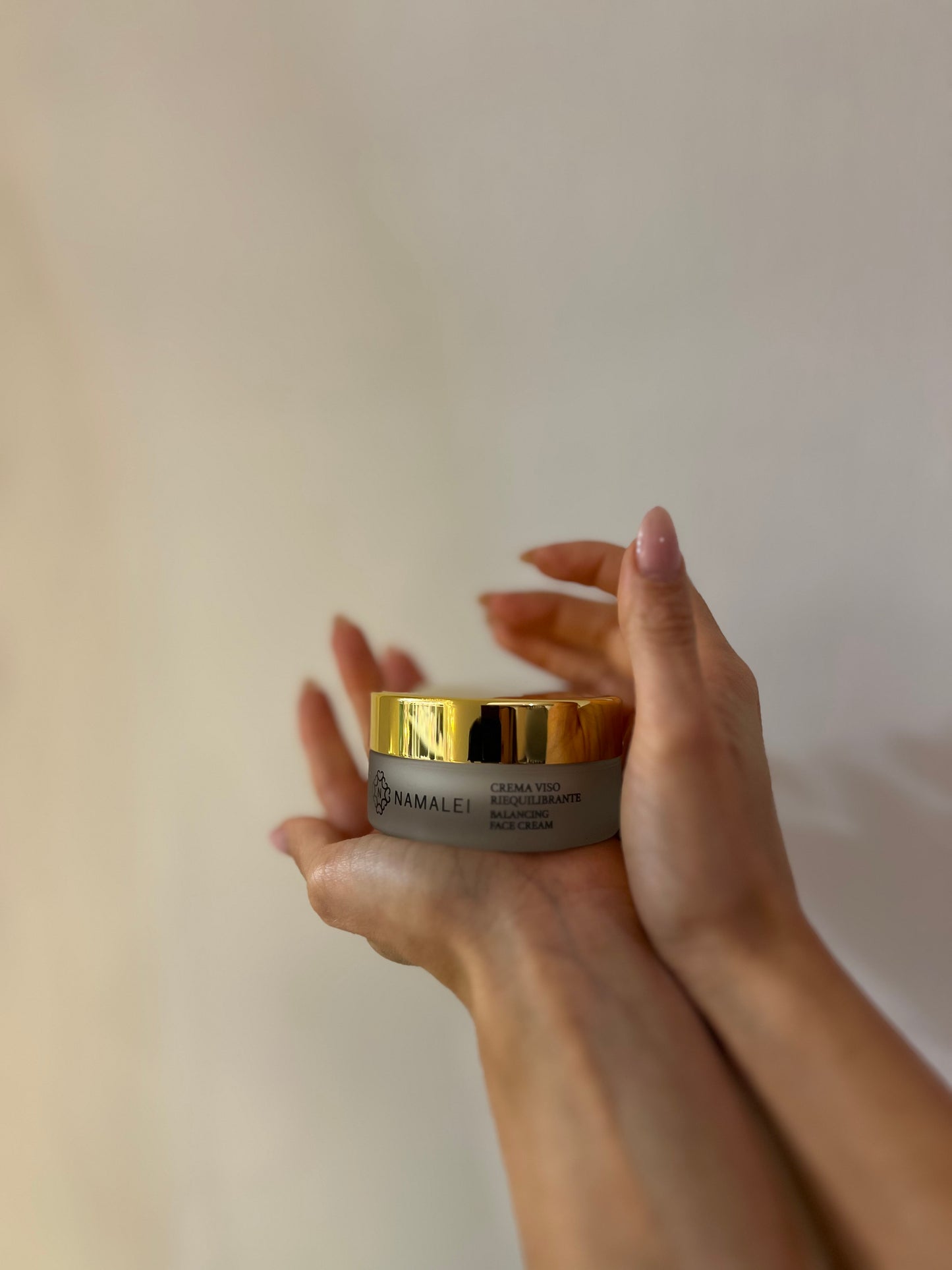 CREMA RIEQUILIBRANTE PER PELLI GRASSE O ACNEICHE