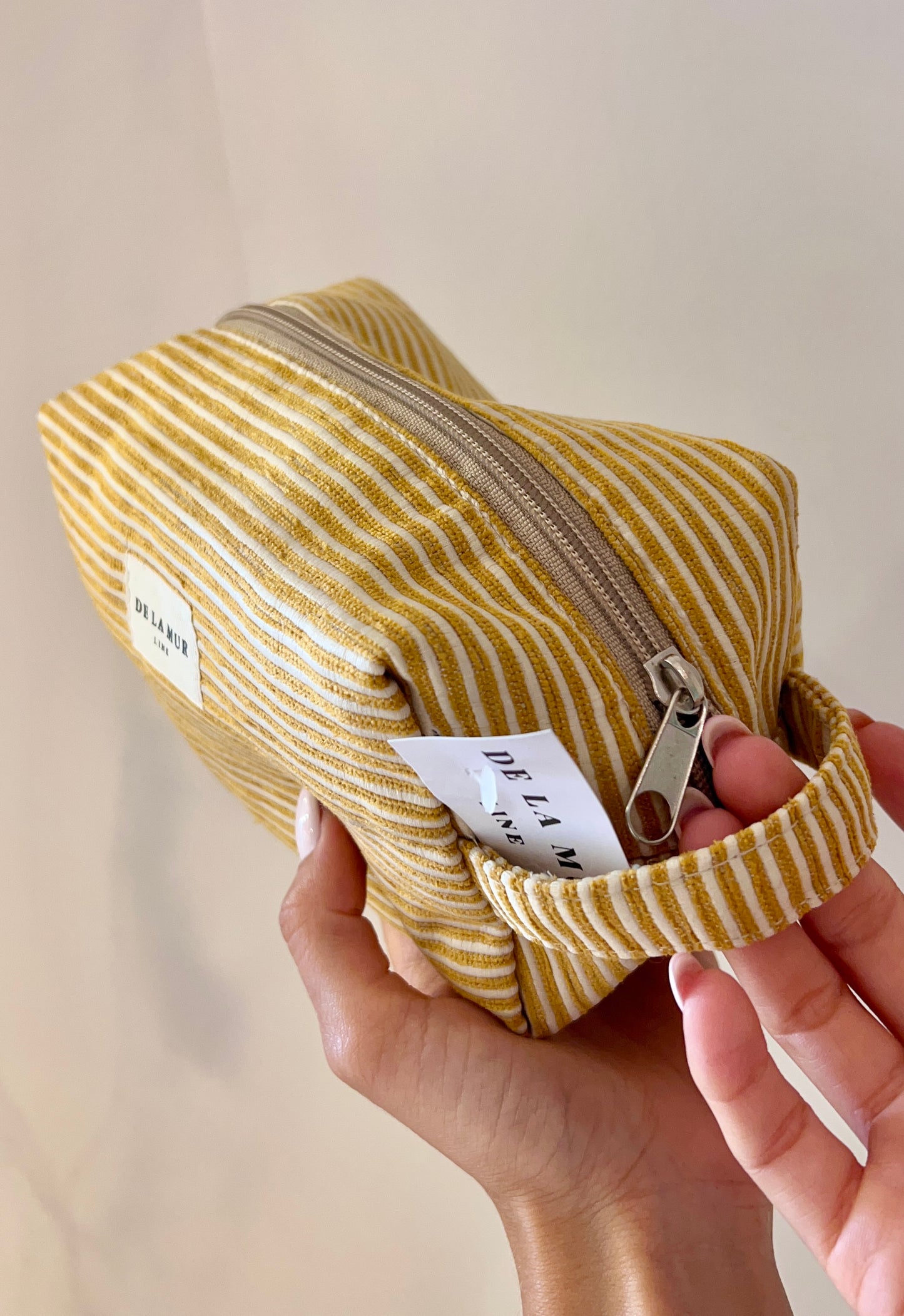 TROUSSE IN TESSUTO SPESSO CON VELLUTO A RIGHE “ACEL”