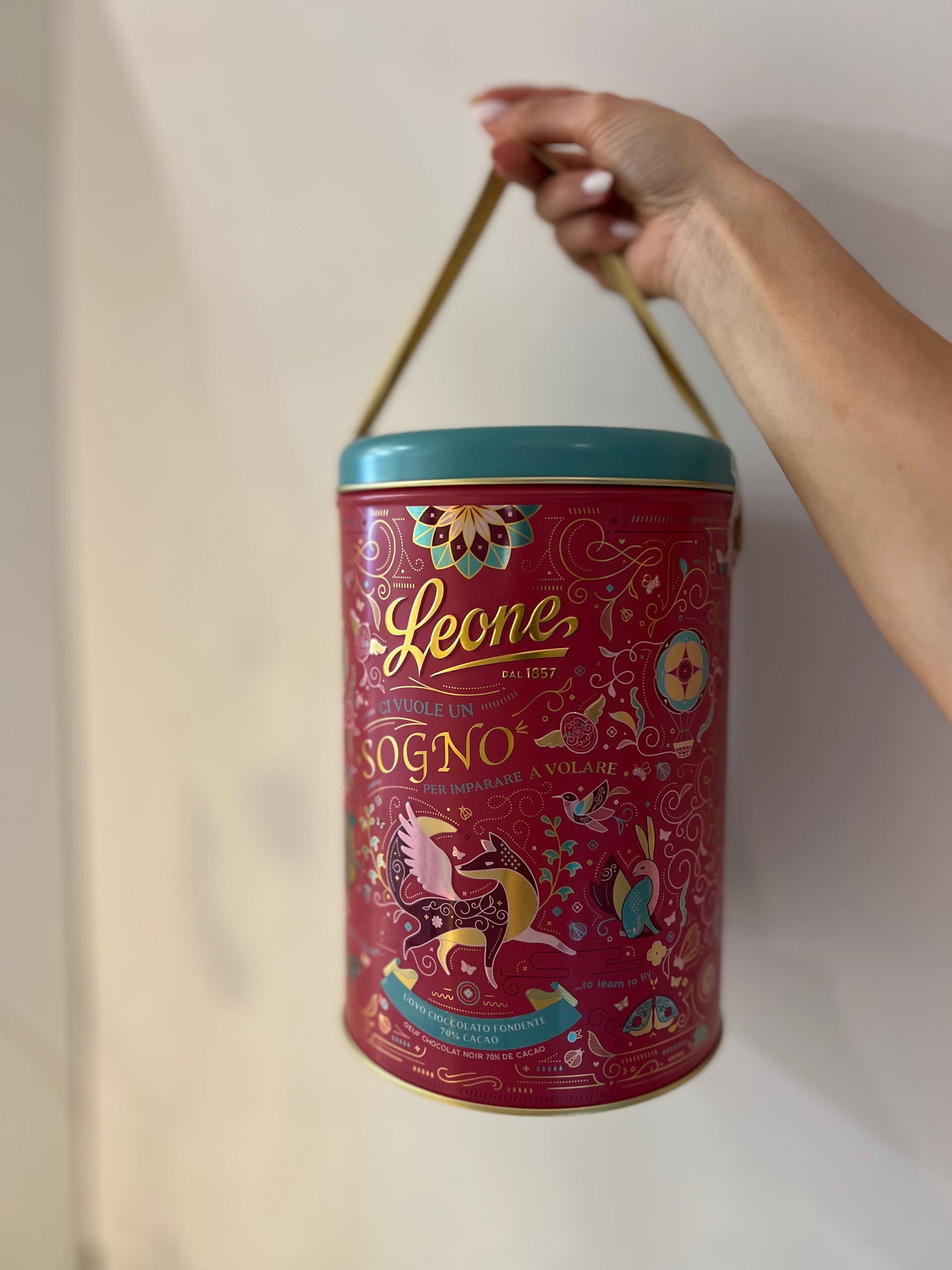 LEONE UOVO CIOCCOLATO FONDENTE 70% vegan 300gr con sorpresa