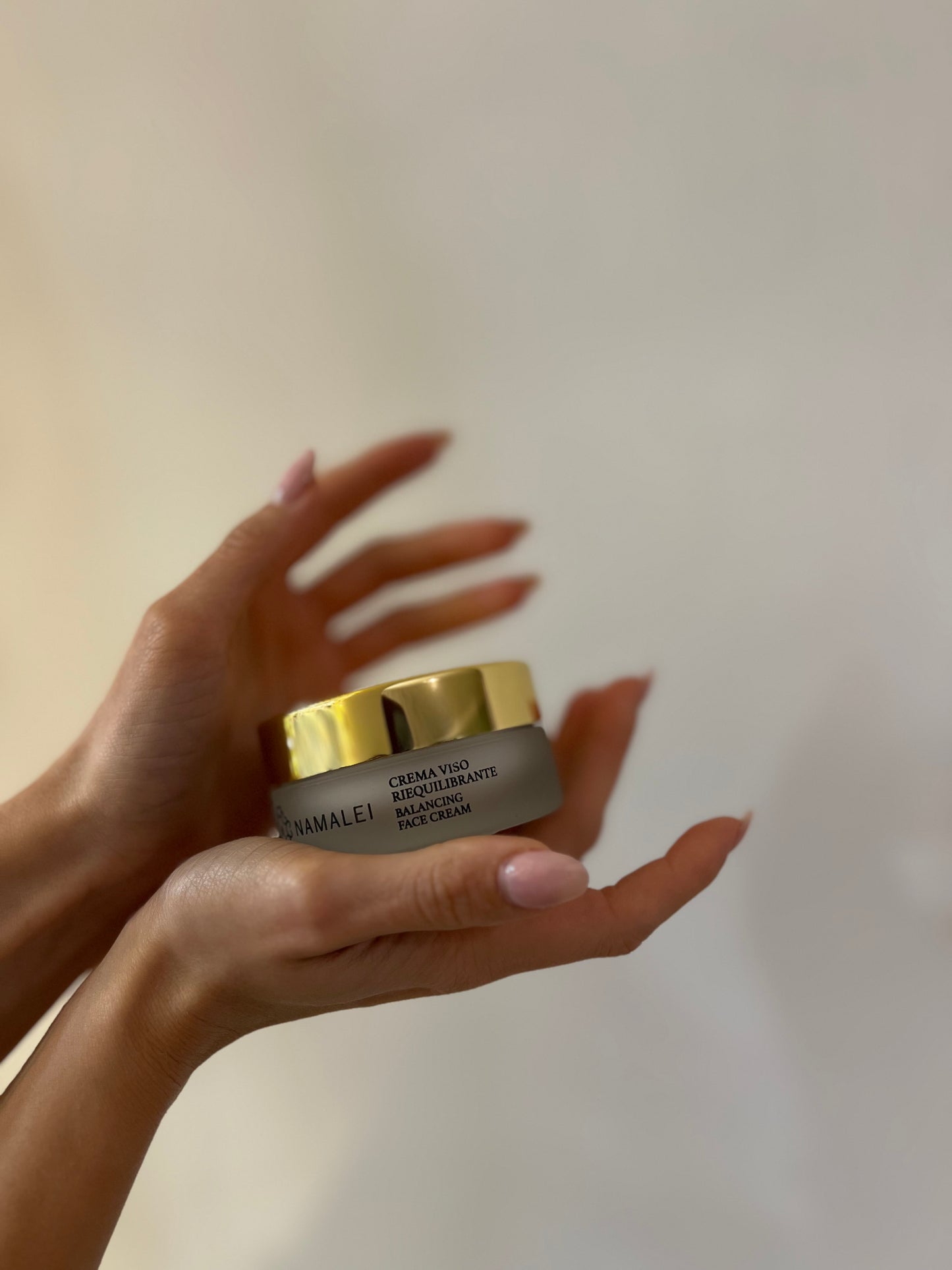 CREMA RIEQUILIBRANTE PER PELLI GRASSE O ACNEICHE