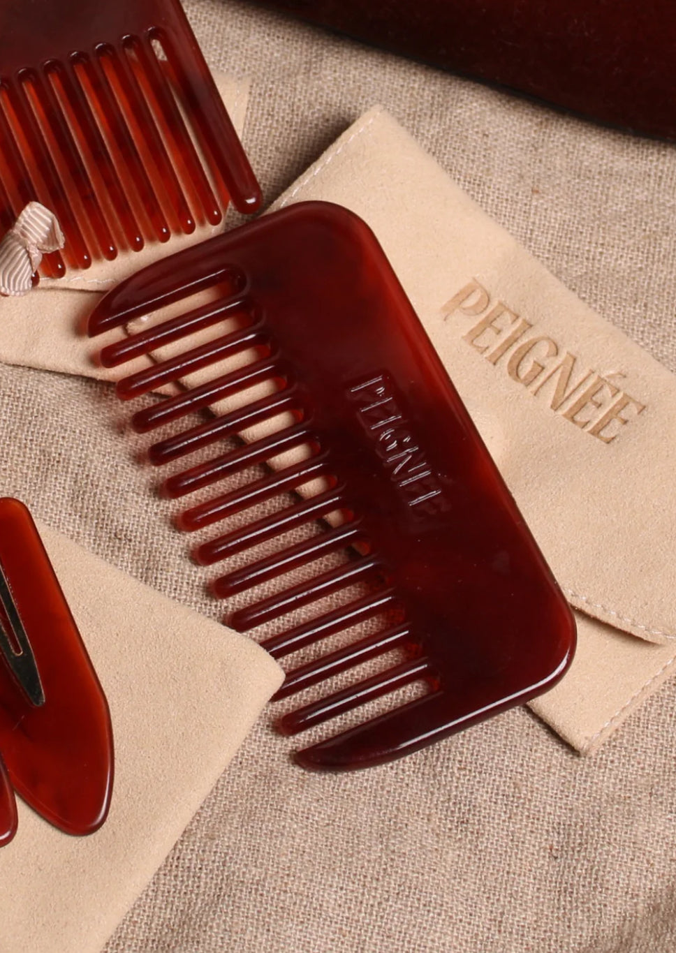 PETTINE DA VIAGGIO FIRMATO PEIGNÉE-MOULIN ROUGE