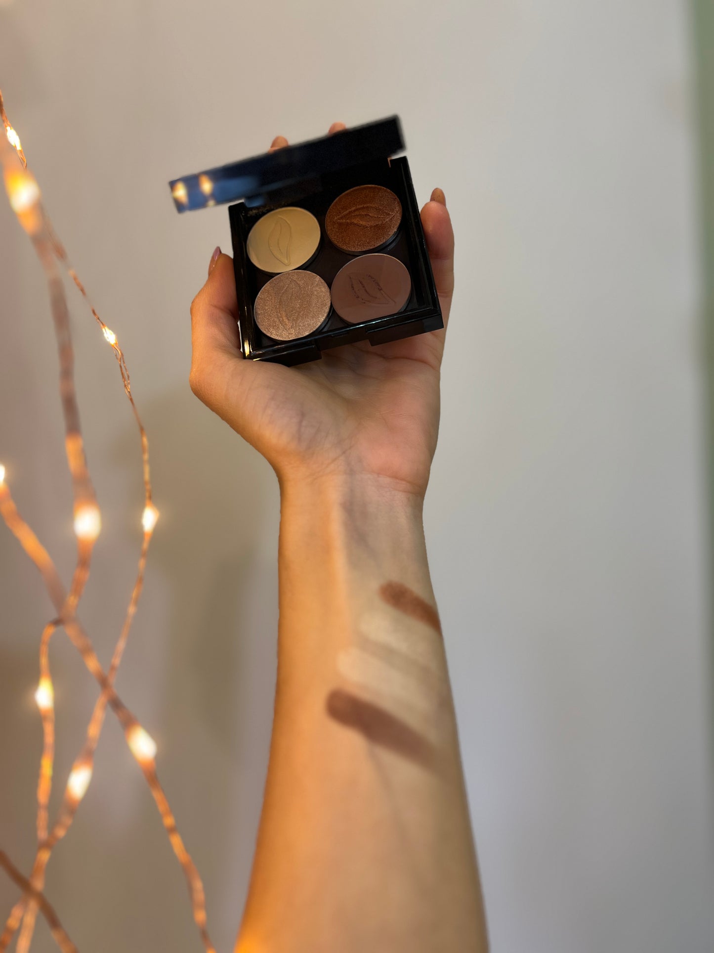 STARLIGHT EYESHADOW PALETTE