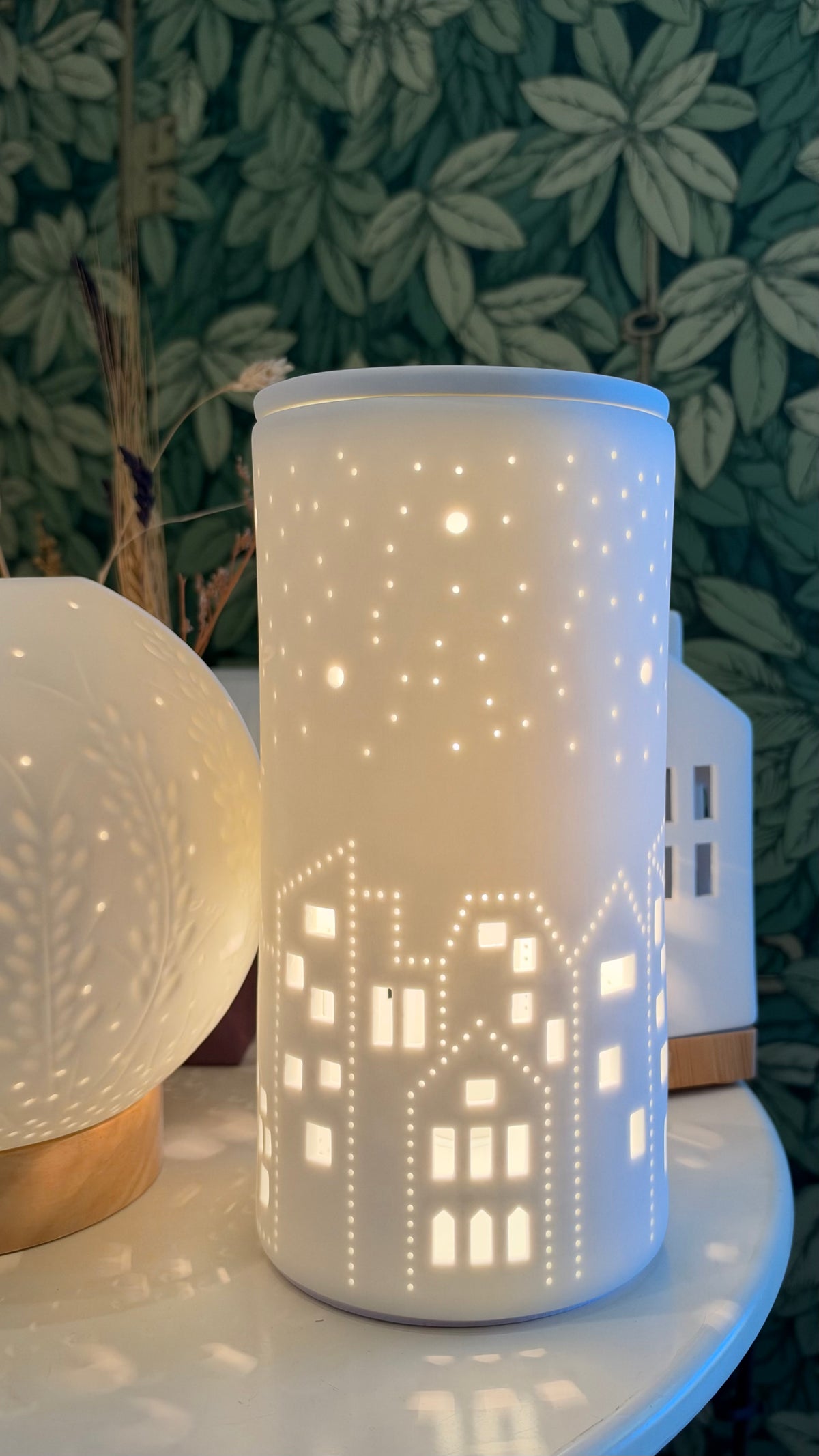 LAMPADA DIFFUSORE IN CERAMICA, Holiday essence, con oli essenziali