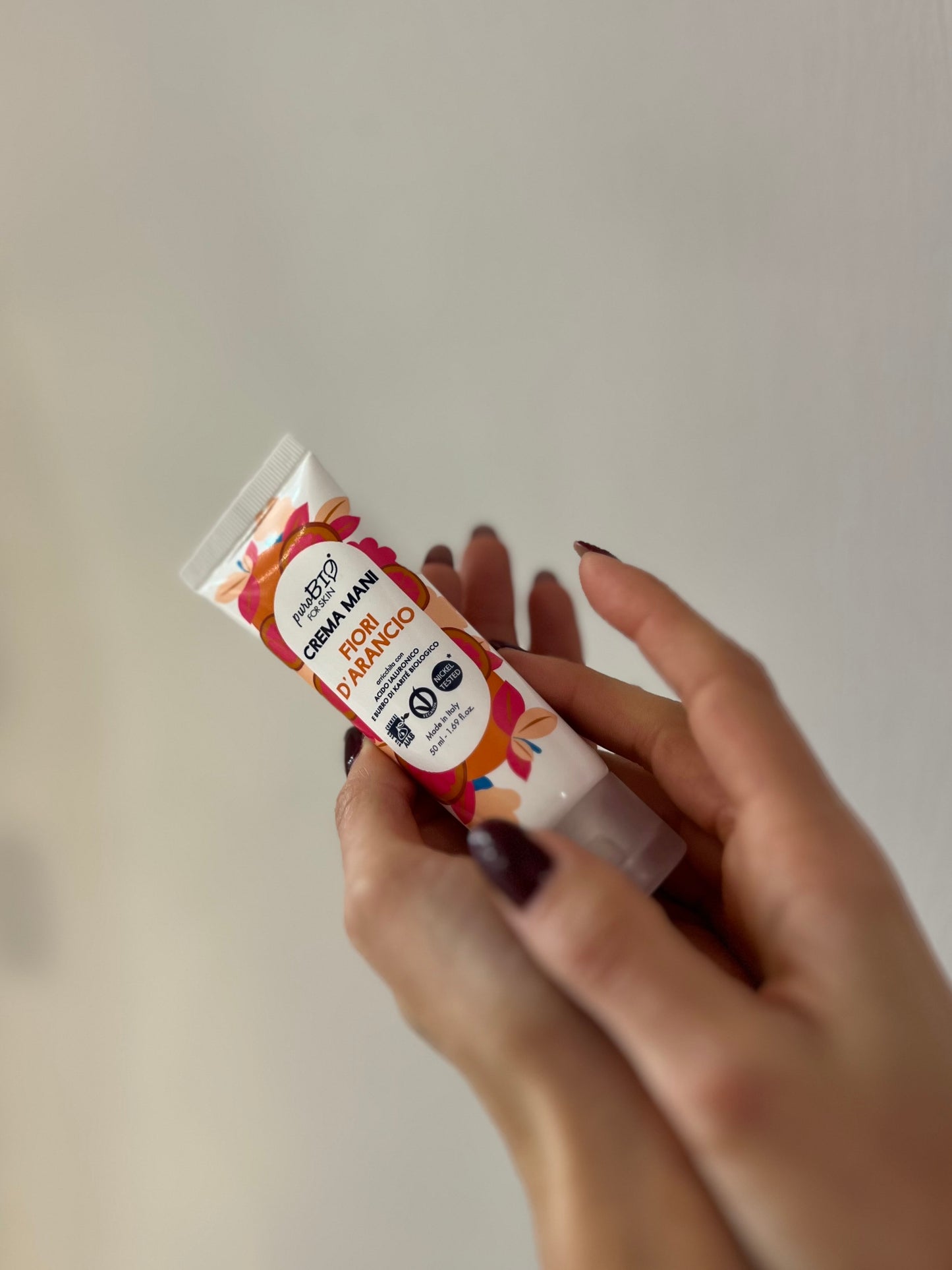 CREMA MANI AI FIORI D'ARANCIO, ACIDO IALURONICO e BURRO DI KARITE'