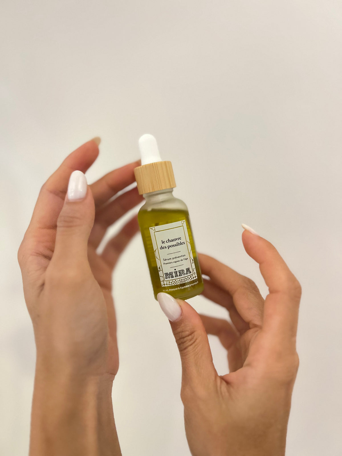 SIERO OLIO ANTIAGE CONCENTRATO "Le chanvre des possibles"