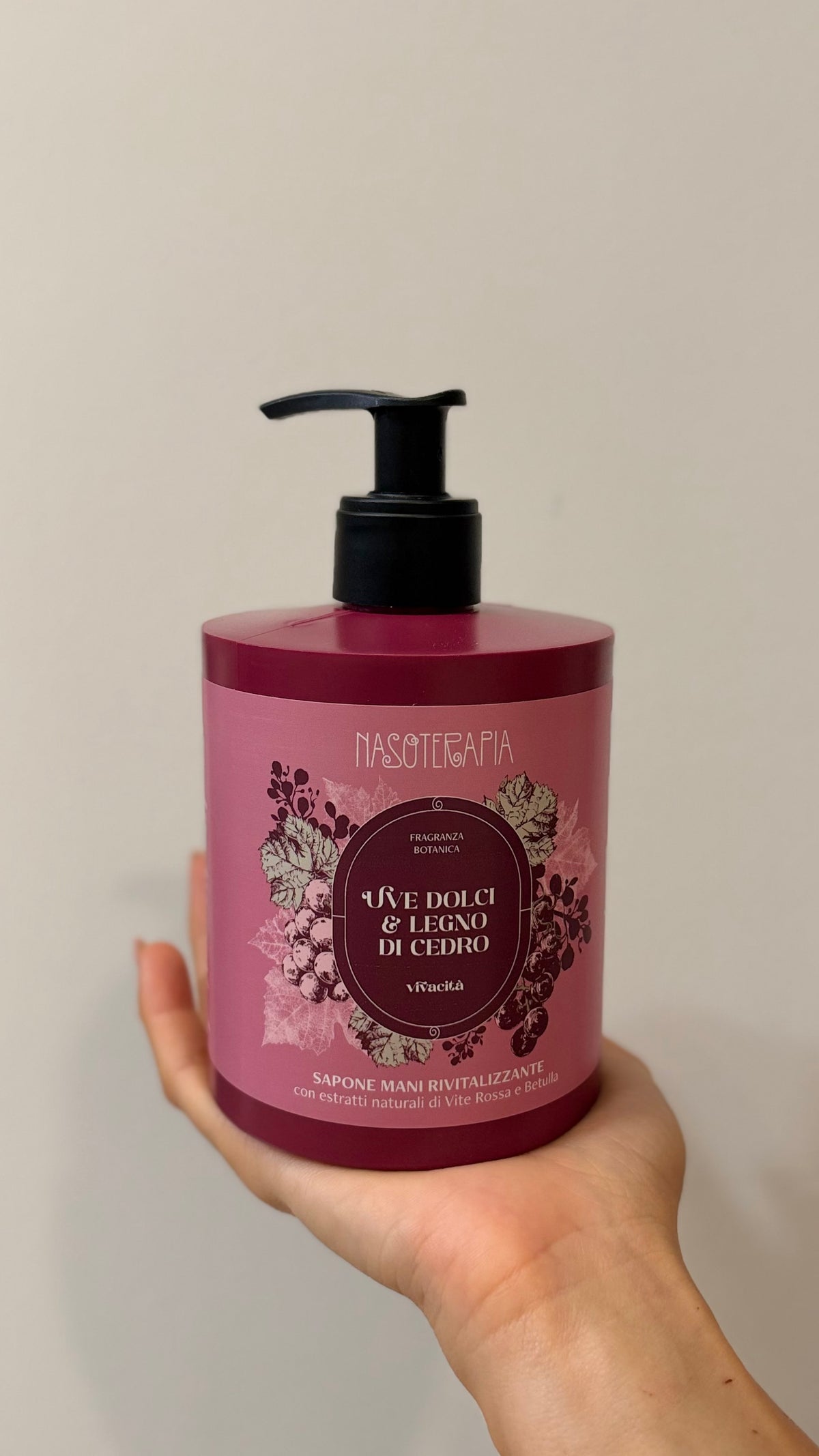 SAPONE MANI Uve dolci & Legno di cedro 500ml