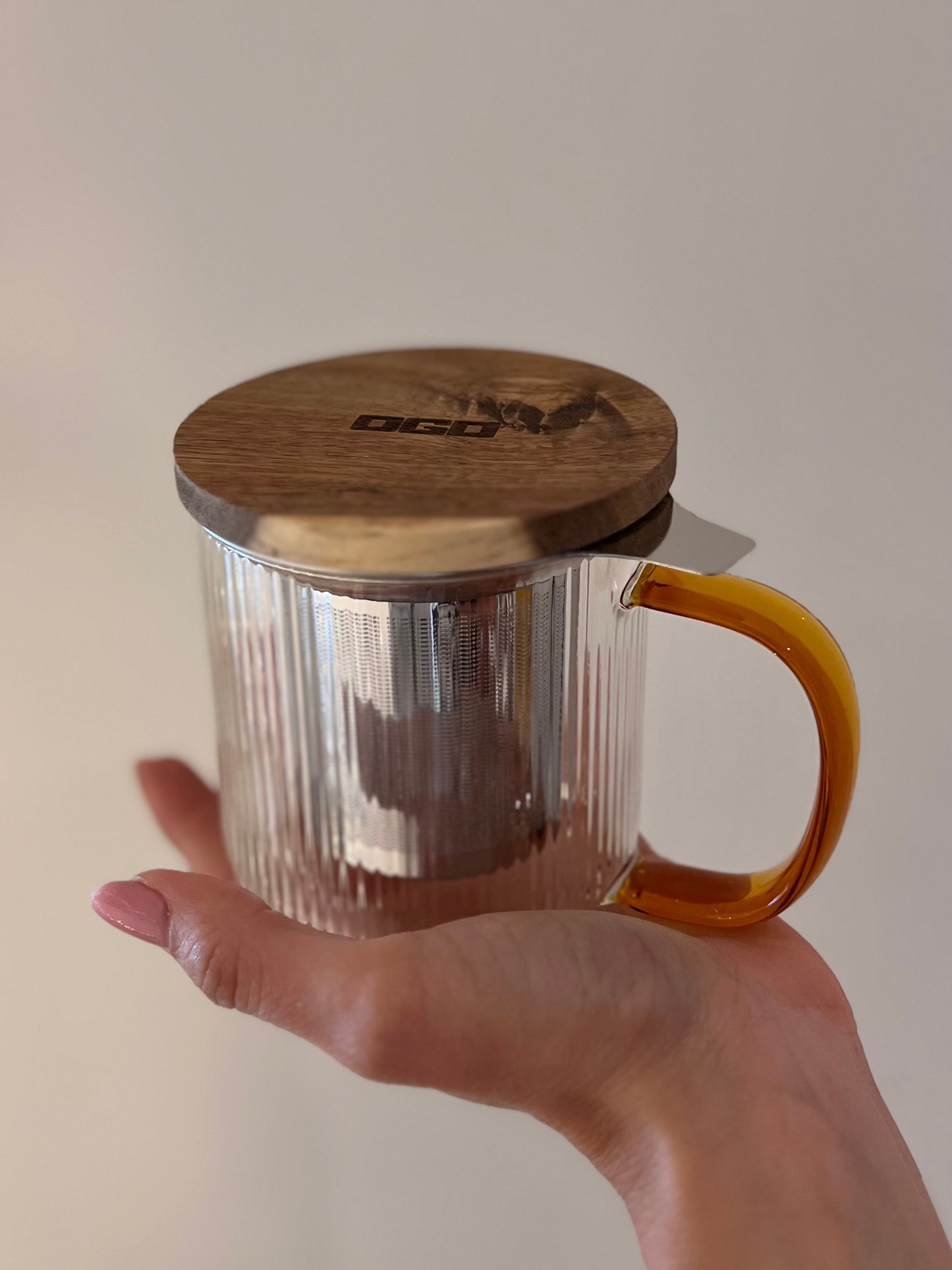 INFUSIERA "KARL" VETRO RAFFINATO TRASPARENTE E MANCICO AMBRA 300ML