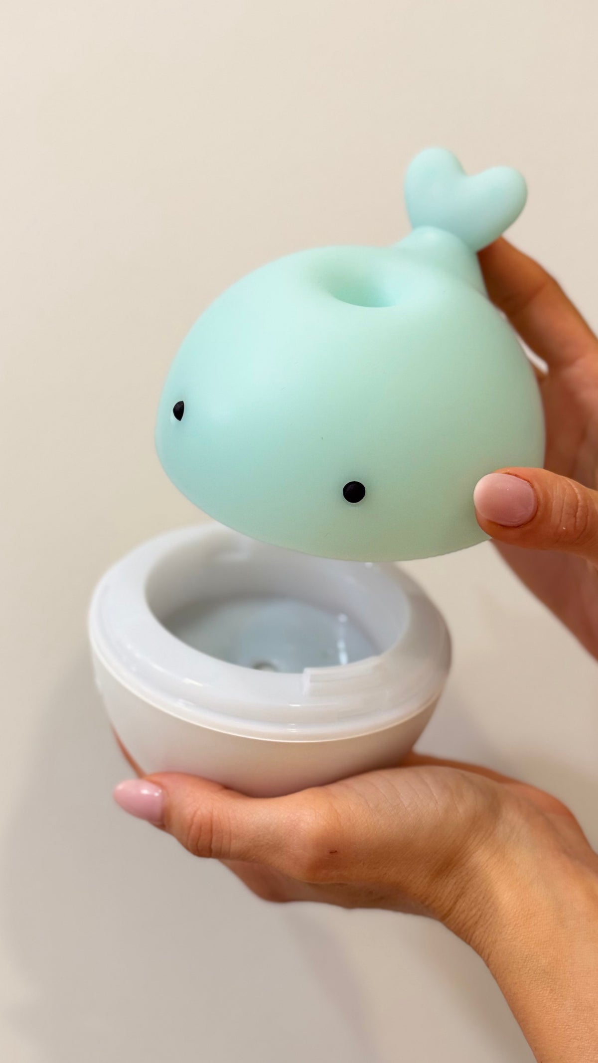 LAMPADA DIFFUSORE A ULTRASUONI FLO', con olio essenziale coccola