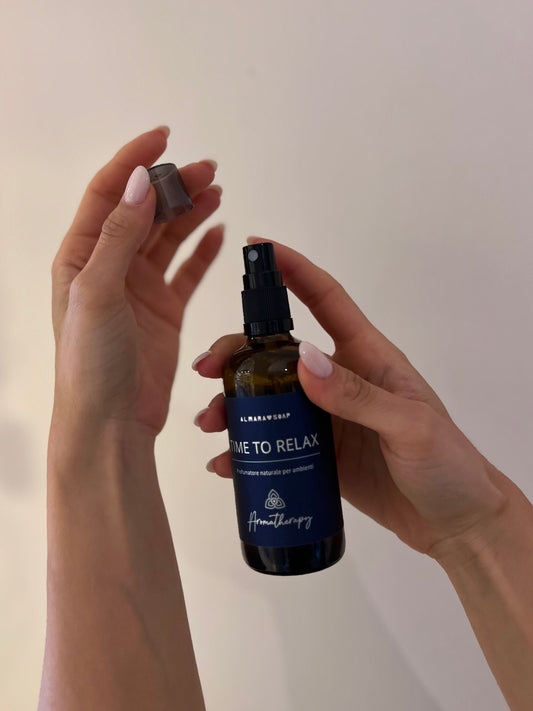 SPRAY TESSUTI E AMBIENTI “TIME TO RELAX” con oli essenziali puri