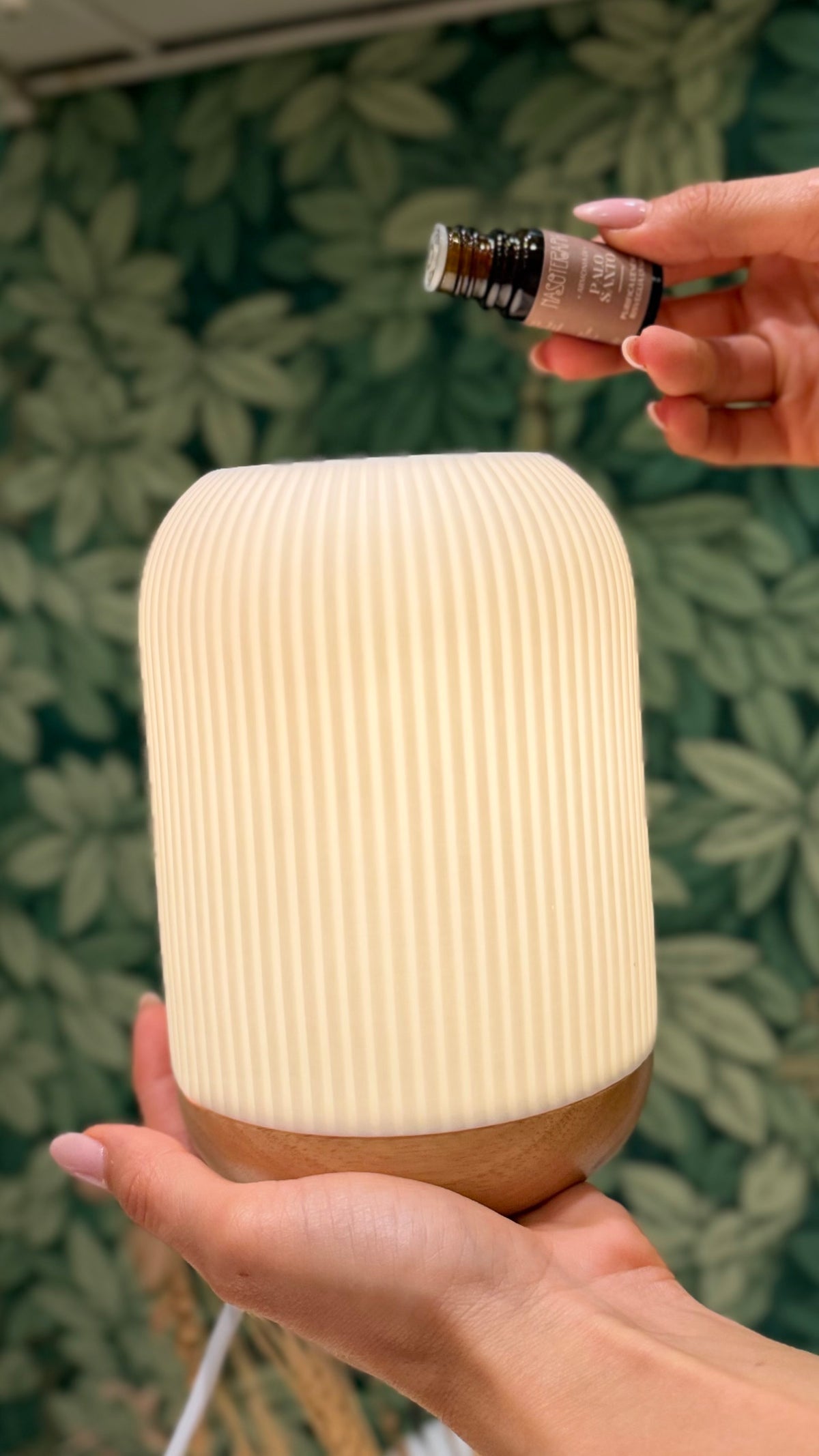 LAMPADA DIFFUSORE IN CERAMICA, set con olio al Palo Santo