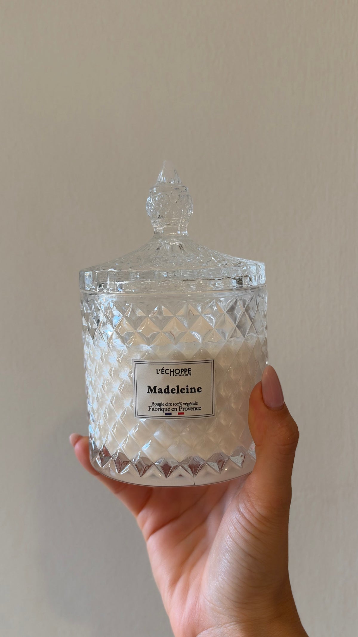 DOUCE MADELEINE, CANDELA IN CONFETTIERA DIAMANTE – 200 G