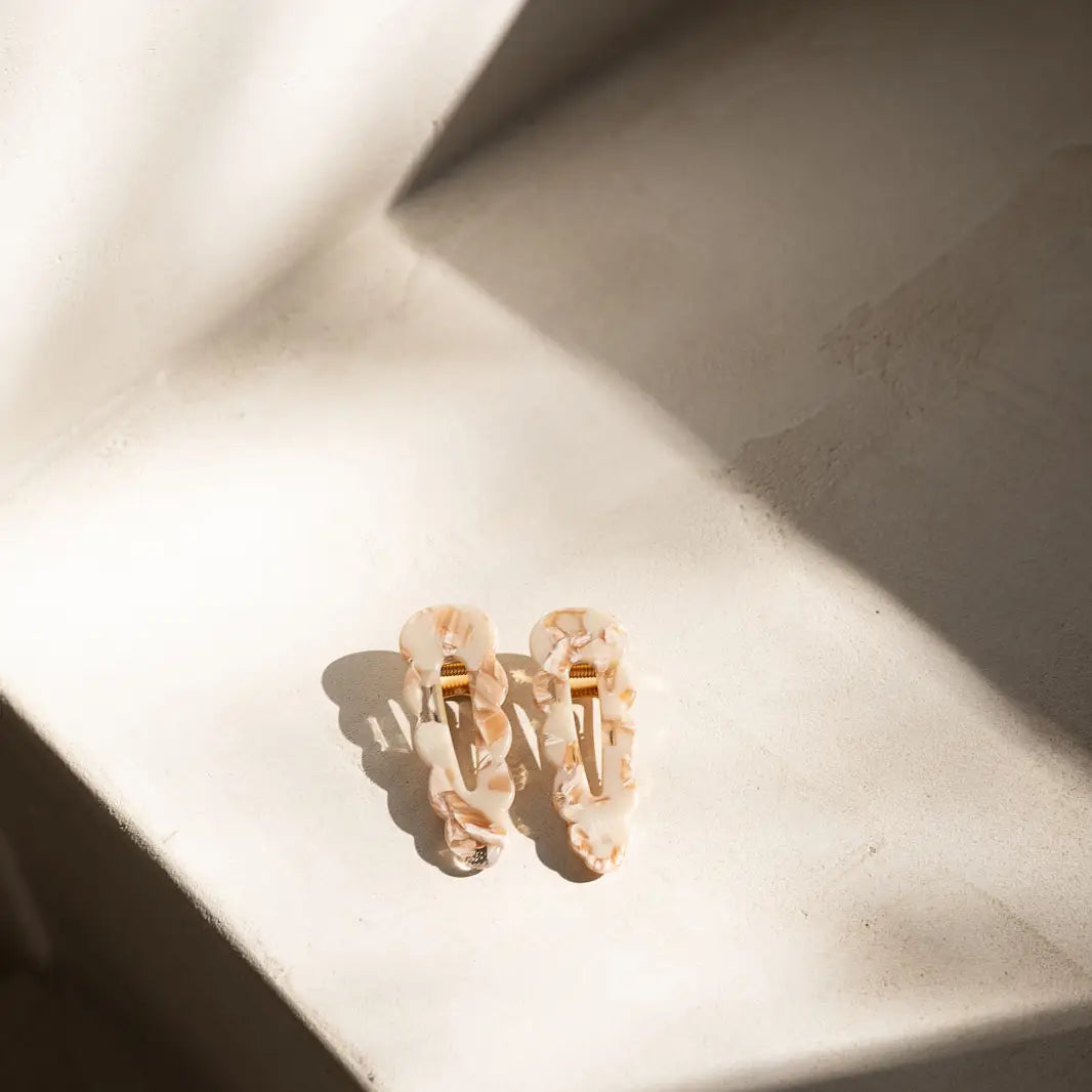 FERMAGLIO A PINZA FIRMATO PEIGNÉE - NOUGAT